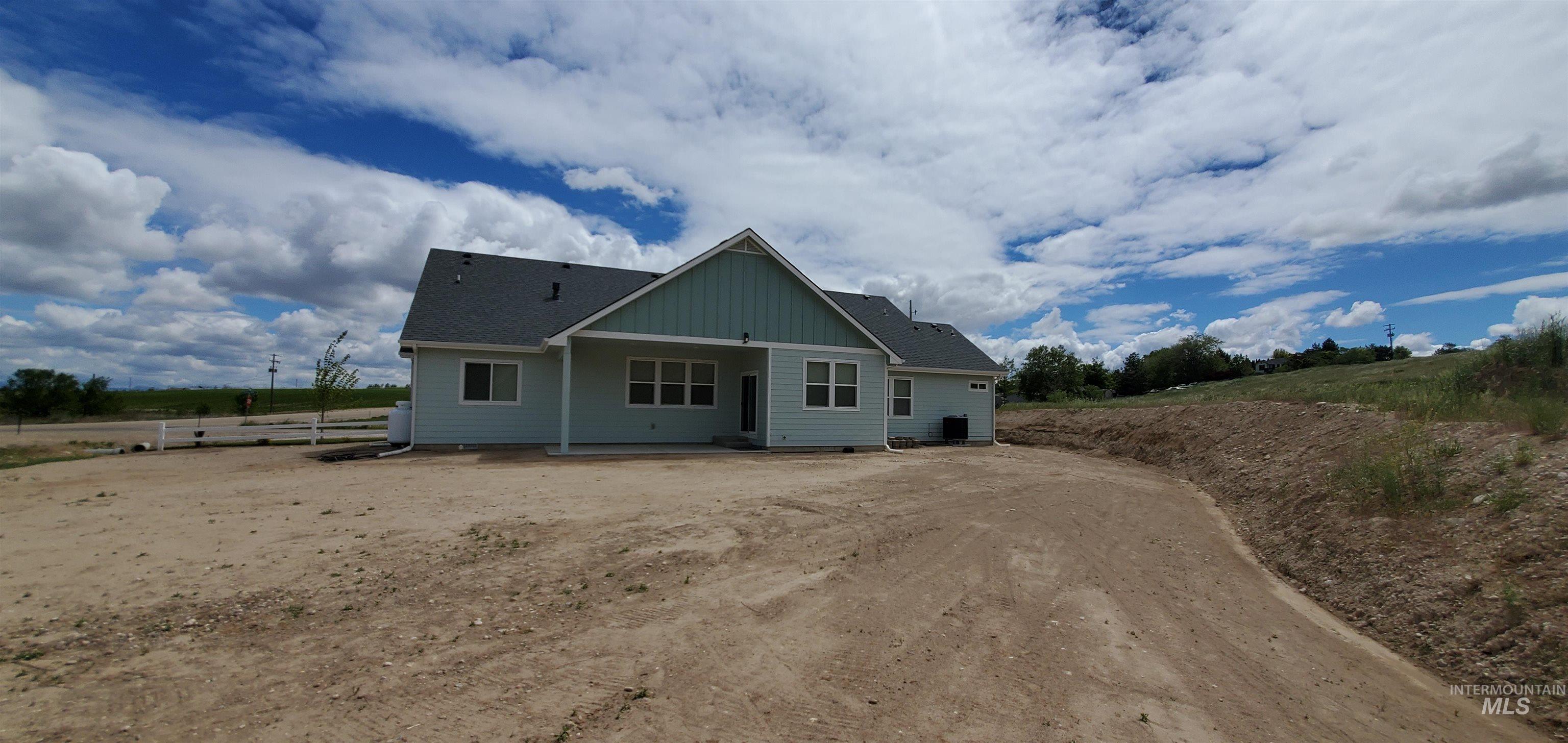 9279 Rolling Hills Ct, Nampa, Idaho 83686-9508, 3 Bedrooms, 2.5 Bathrooms, Residential For Sale, Price $649,900, 98984282