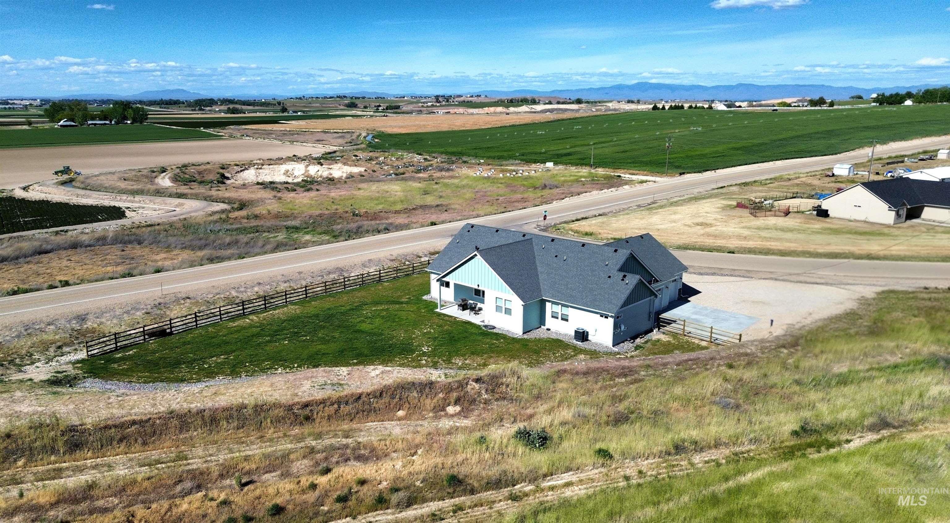 9279 Rolling Hills Ct, Nampa, Idaho 83686-9508, 3 Bedrooms, 2.5 Bathrooms, Residential For Sale, Price $649,900, 98984282