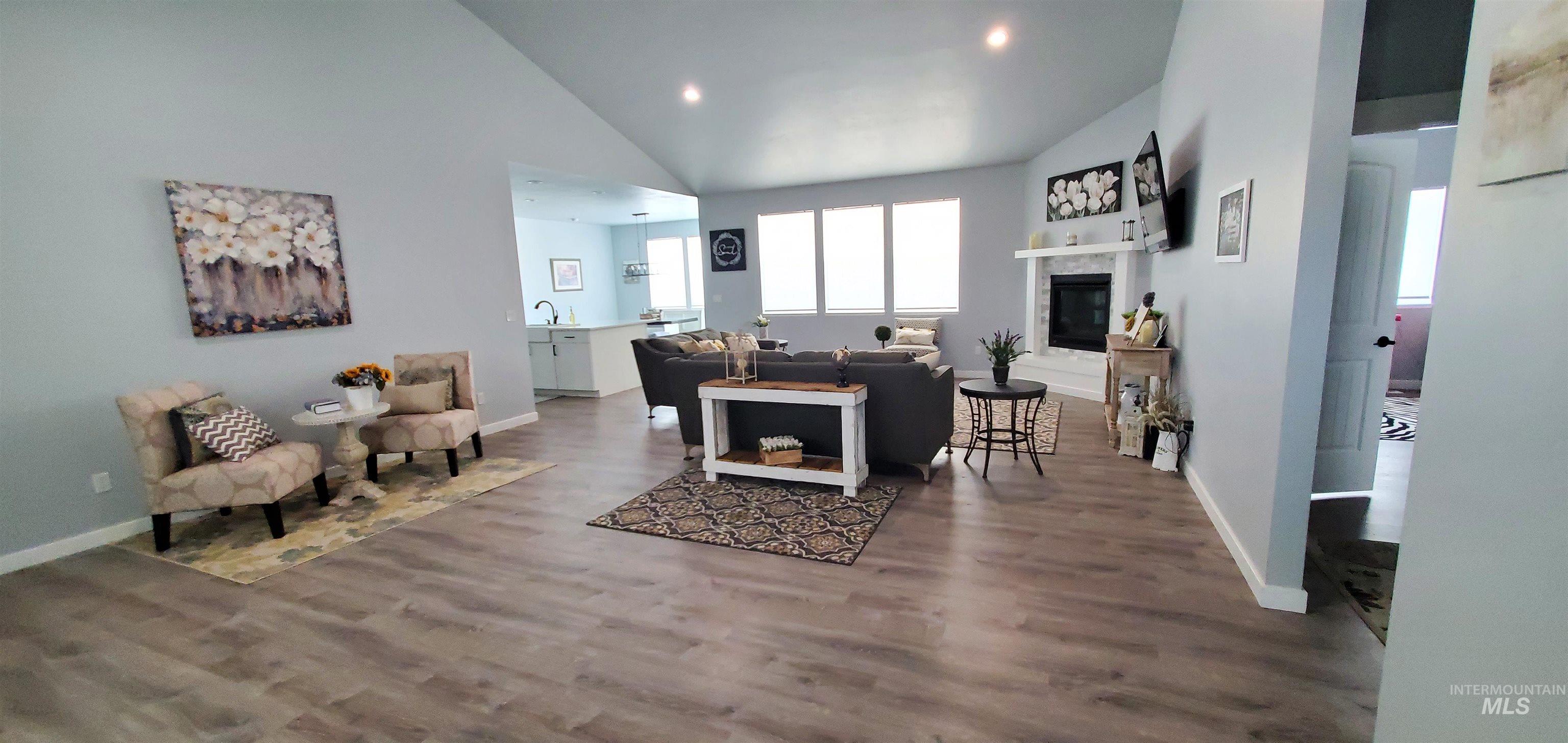 9279 Rolling Hills Ct, Nampa, Idaho 83686-9508, 3 Bedrooms, 2.5 Bathrooms, Residential For Sale, Price $649,900,MLS 98984282