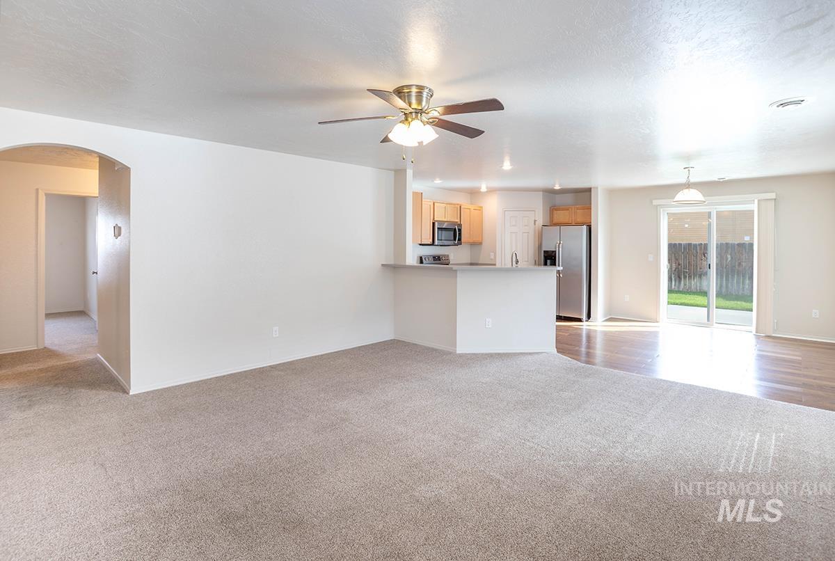 4282 S Glenmere Way, Meridian, Idaho 83642, 3 Bedrooms, 2 Bathrooms, Residential For Sale, Price $399,900, 98984283