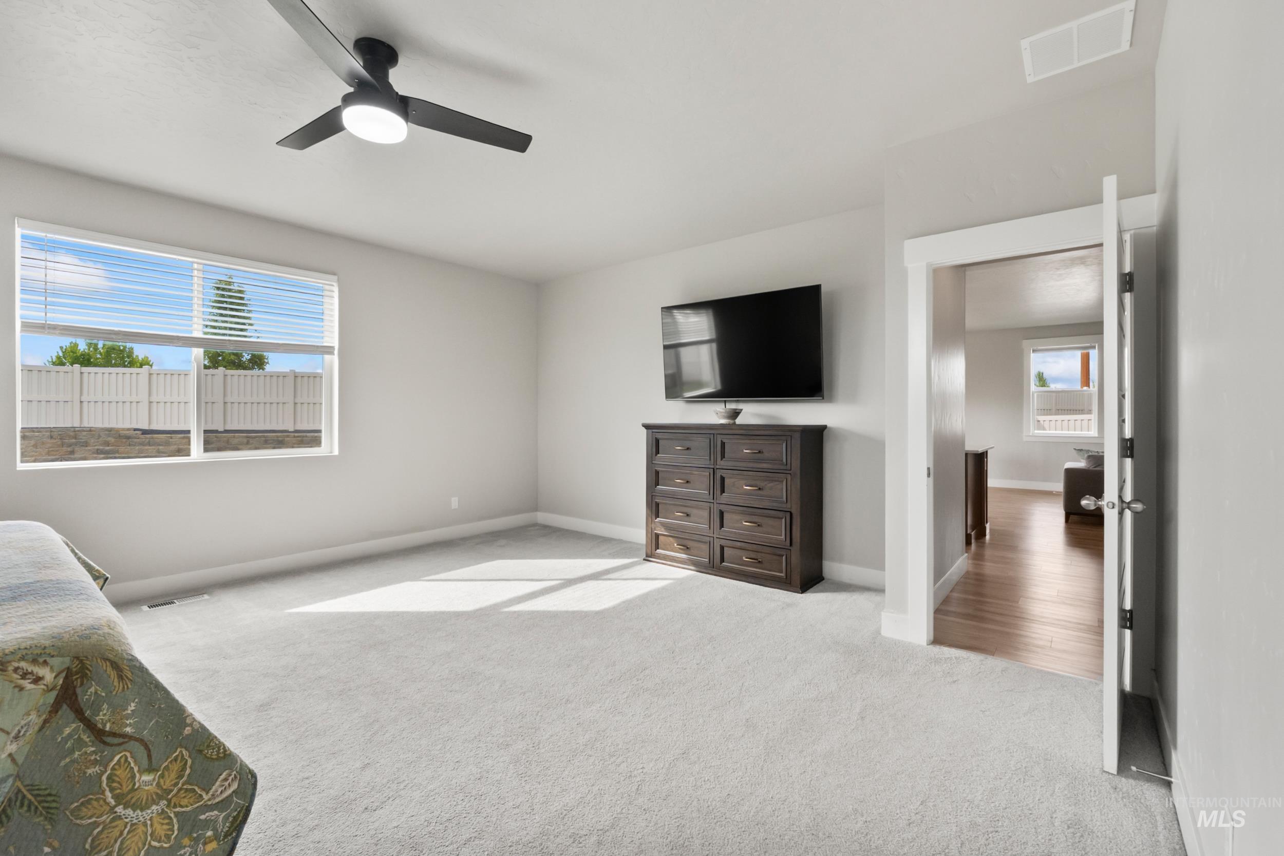 1403 N N Concha Ct., Middleton, Idaho 83644, 3 Bedrooms, 2 Bathrooms, Residential For Sale, Price $569,000, 98984284