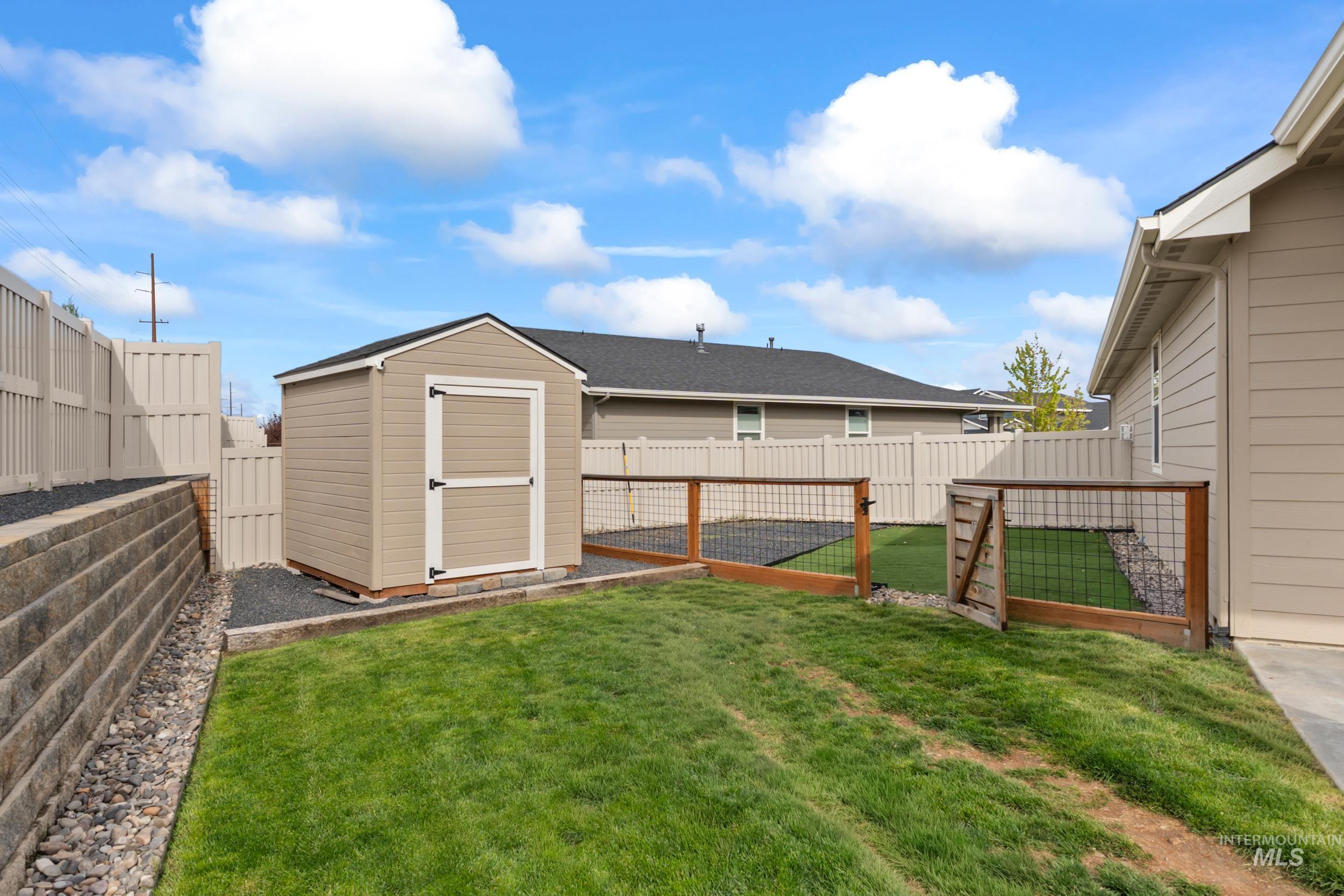 1403 N N Concha Ct., Middleton, Idaho 83644, 3 Bedrooms, 2 Bathrooms, Residential For Sale, Price $569,000, 98984284
