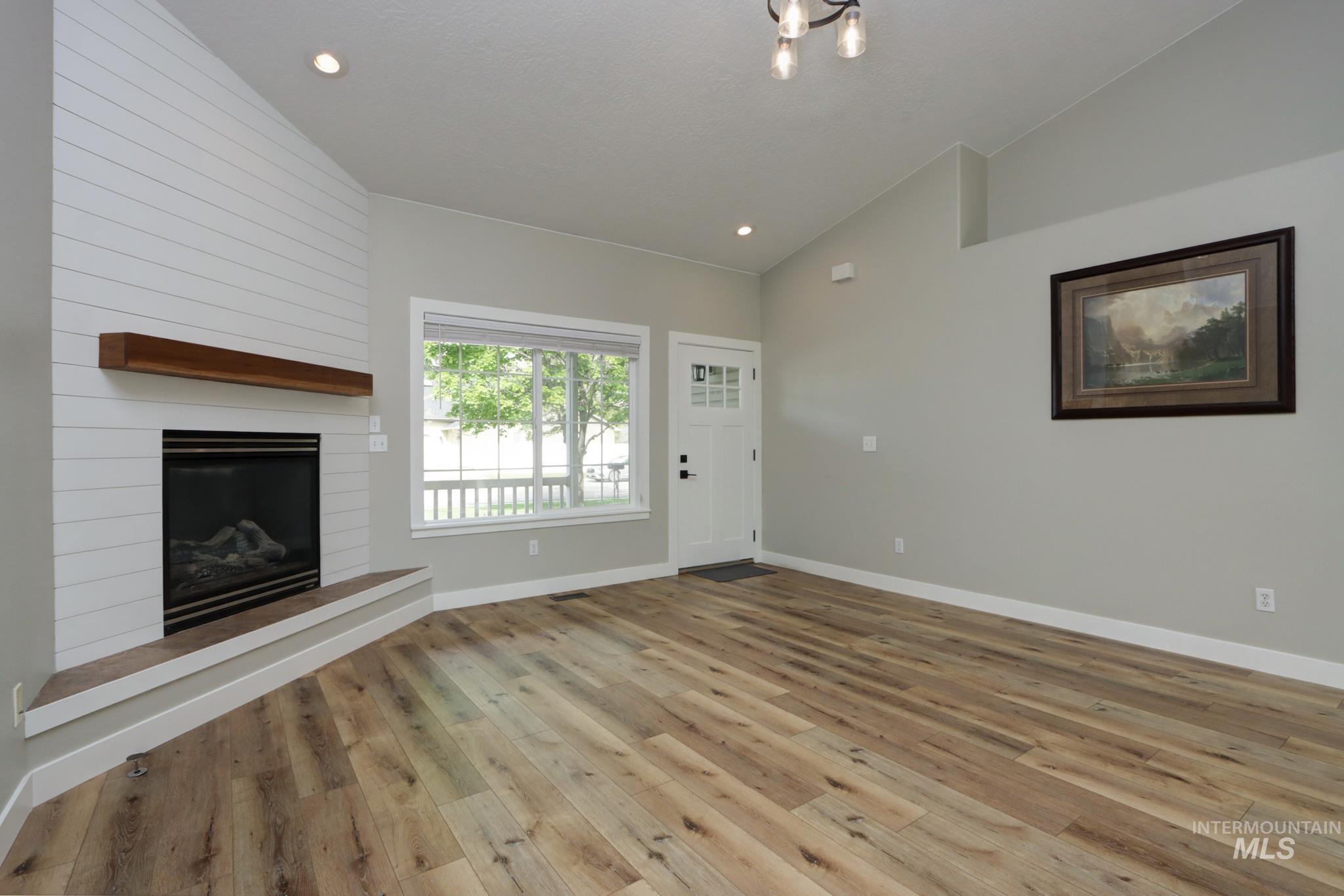 2096 S Alaska Way, Meridian, Idaho 83642, 4 Bedrooms, 2 Bathrooms, Residential For Sale, Price $499,900, 98984285