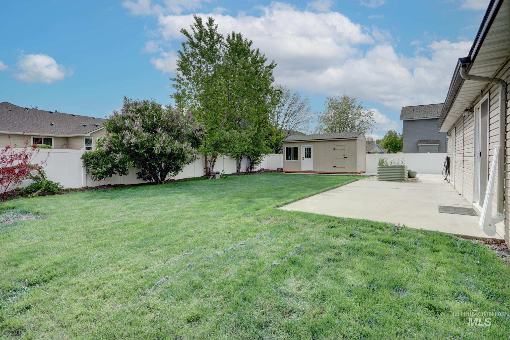 2096 S Alaska Way, Meridian, Idaho 83642, 4 Bedrooms, 2 Bathrooms, Residential For Sale, Price $499,900, 98984285