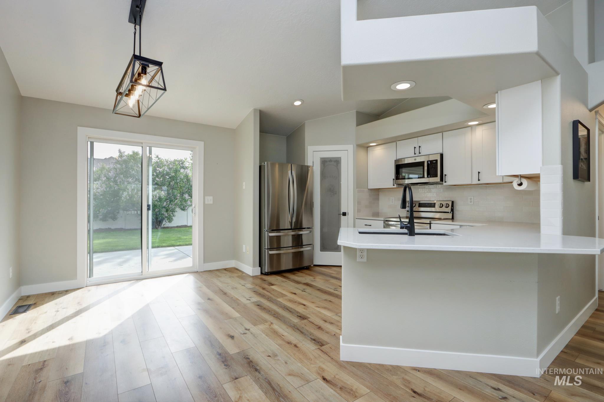 2096 S Alaska Way, Meridian, Idaho 83642, 4 Bedrooms, 2 Bathrooms, Residential For Sale, Price $499,900, 98984285