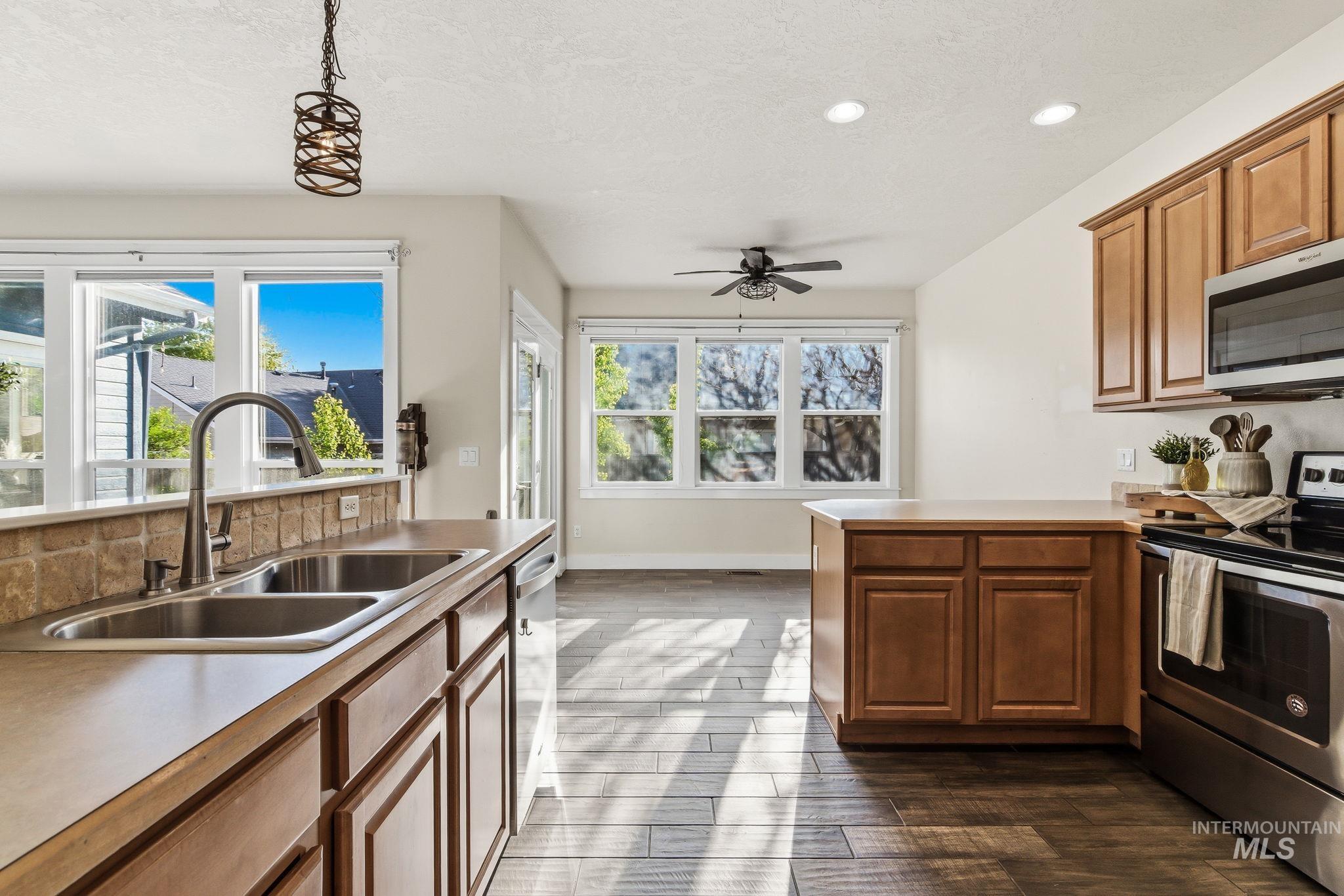 2149 N Trail Creek Ln, Eagle, Idaho 83616, 3 Bedrooms, 2 Bathrooms, Residential For Sale, Price $495,000, 98984288
