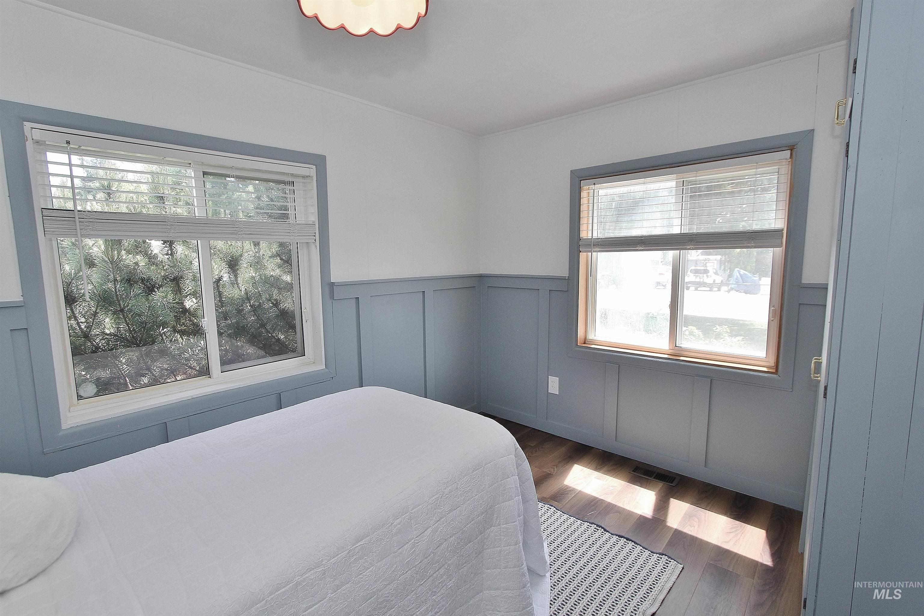2124 S Kerr St, Boise, Idaho 83705, 2 Bedrooms, 1 Bathroom, Residential For Sale, Price $418,000, 98984295