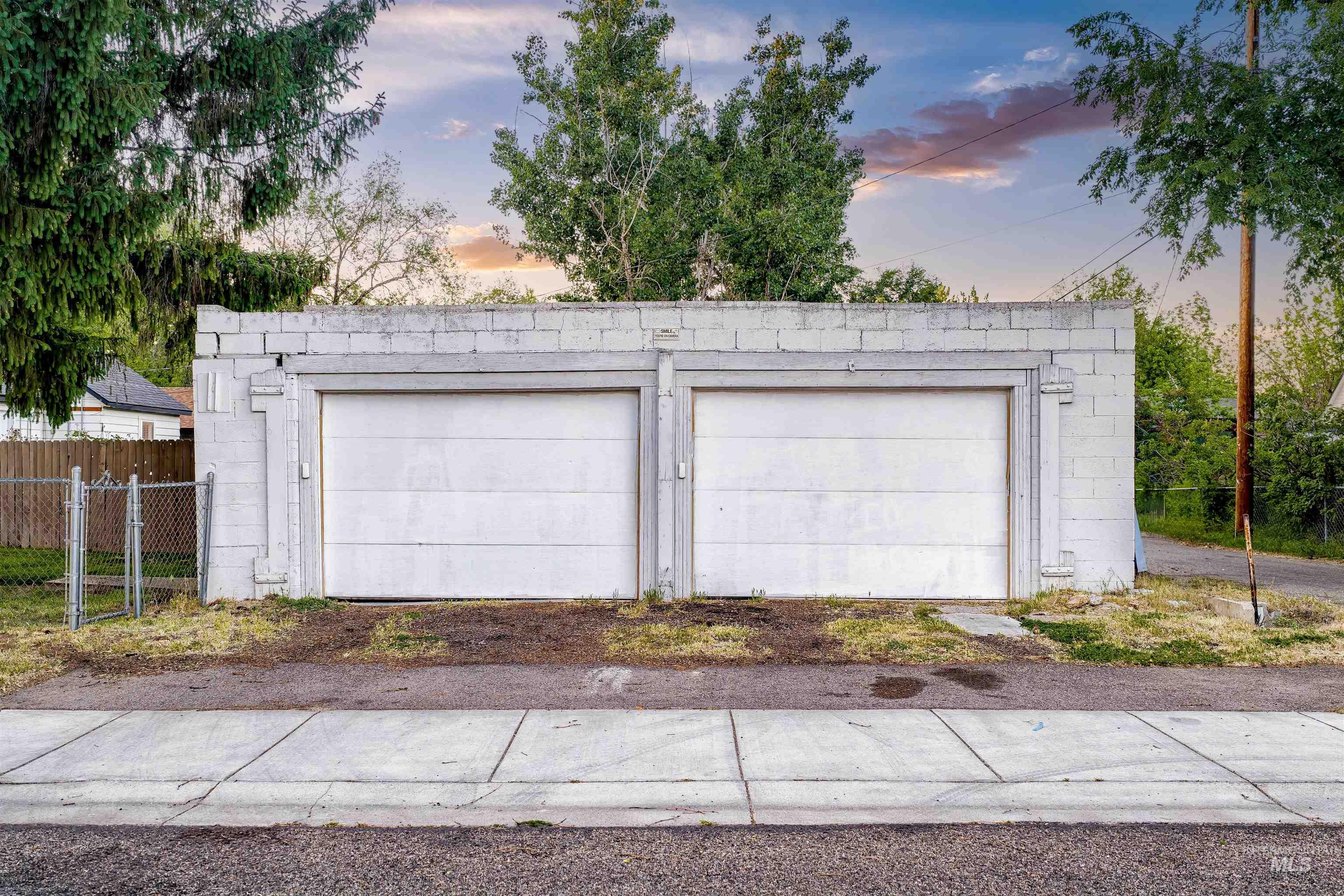 2124 S Kerr St, Boise, Idaho 83705, 2 Bedrooms, 1 Bathroom, Residential For Sale, Price $418,000, 98984295