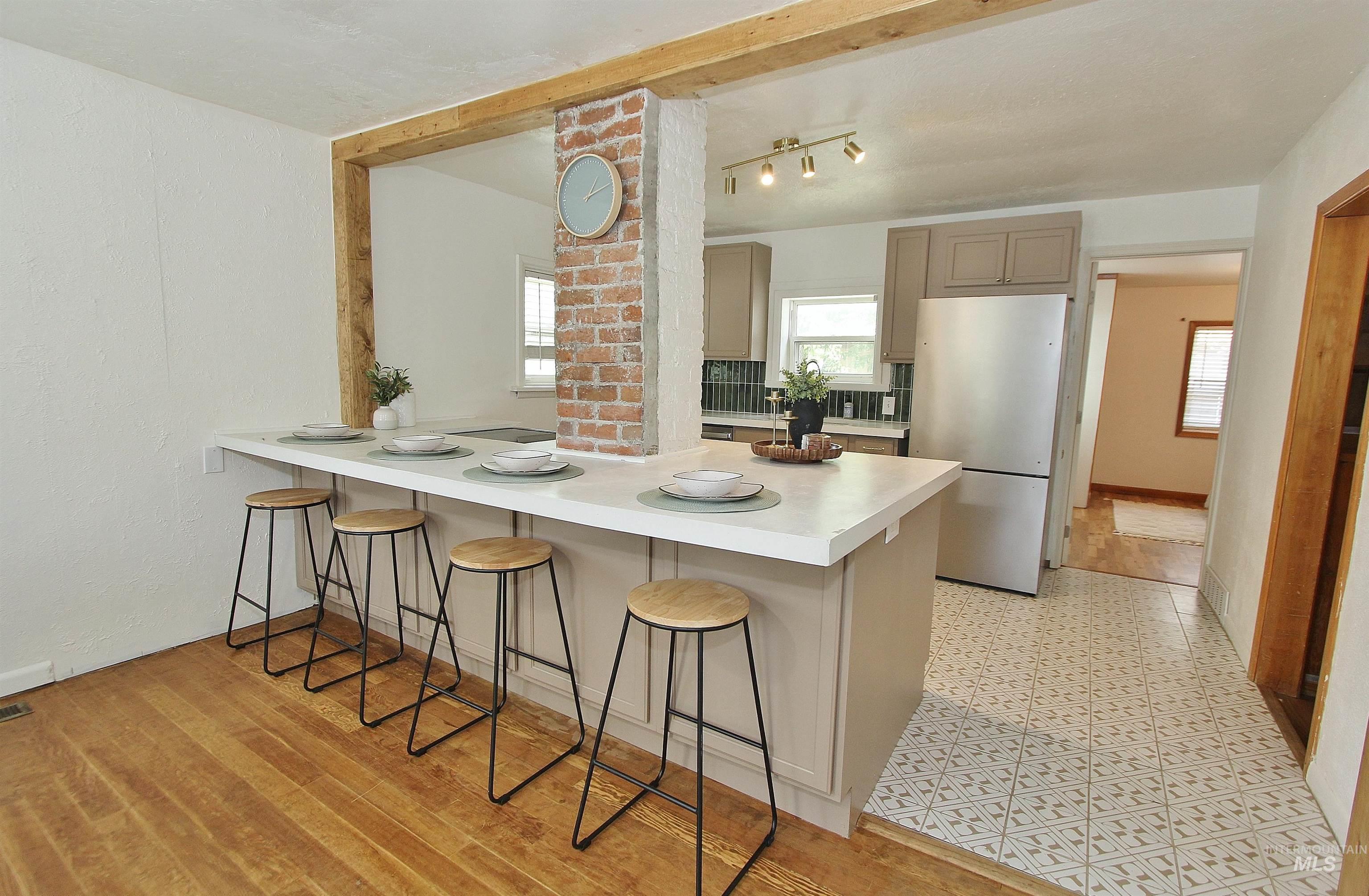 2124 S Kerr St, Boise, Idaho 83705, 2 Bedrooms, 1 Bathroom, Residential For Sale, Price $418,000, 98984295