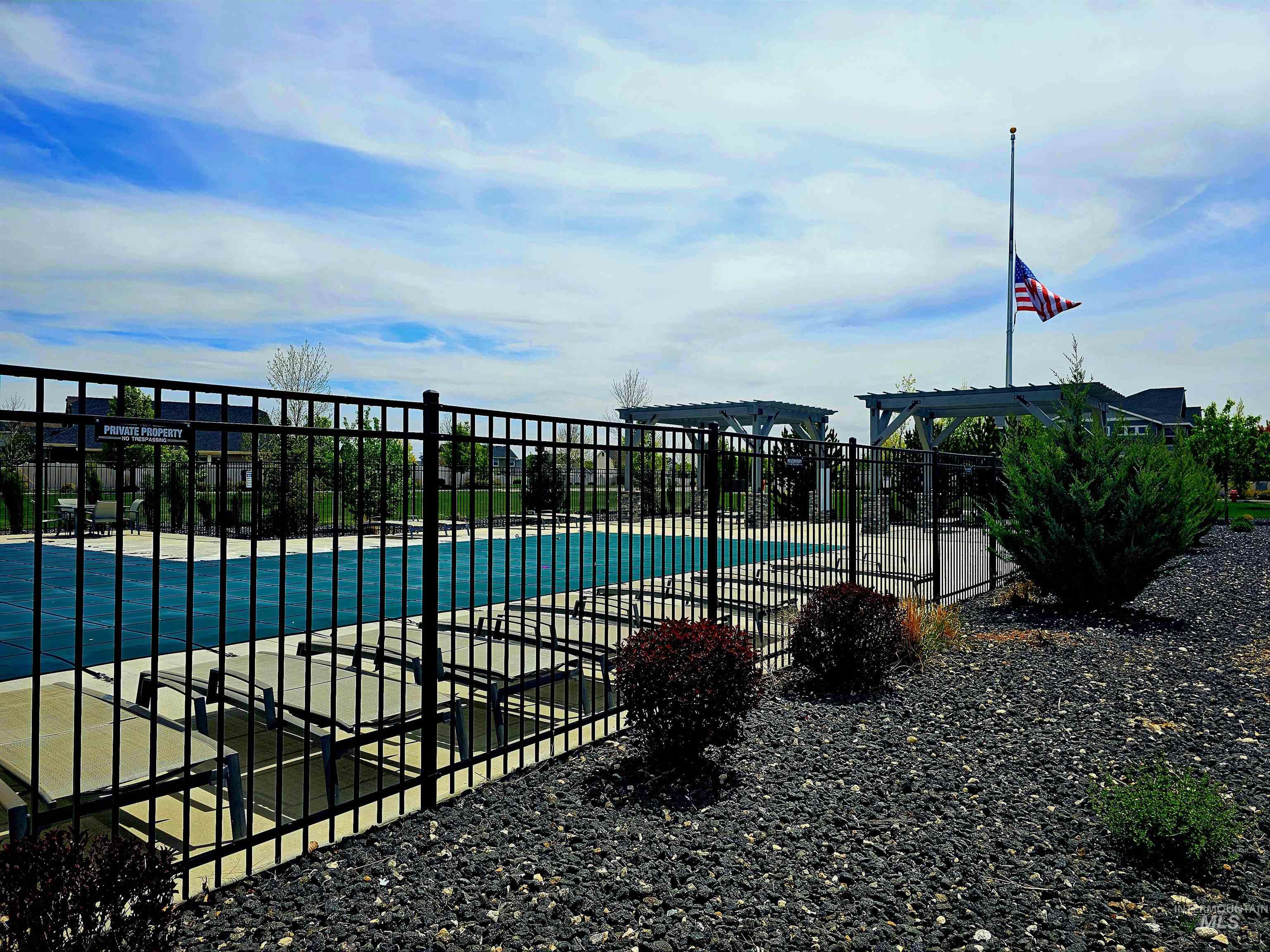 1319 E Sweet Pearl, Kuna, Idaho 83634, 3 Bedrooms, 2 Bathrooms, Residential For Sale, Price $476,990,MLS 98984300