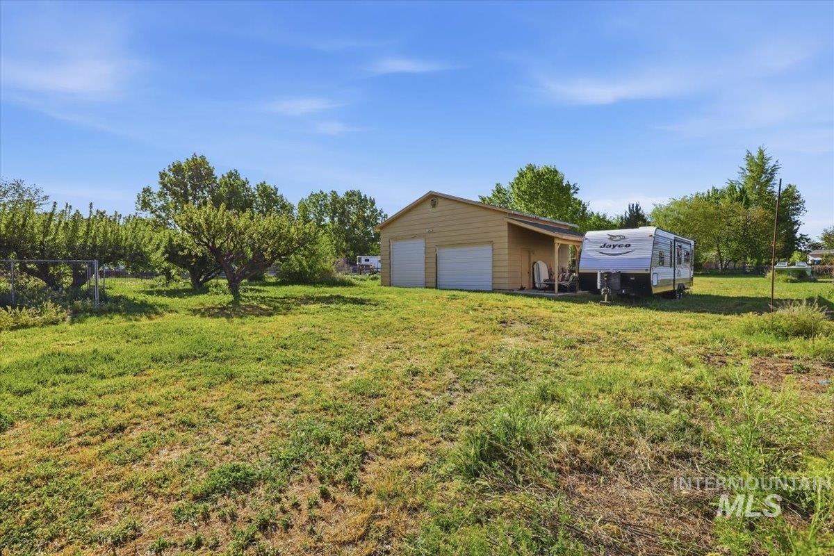 10883 W Reutzel Dr., Boise, Idaho 83709, 4 Bedrooms, 2 Bathrooms, Residential For Sale, Price $399,000,MLS 98984301
