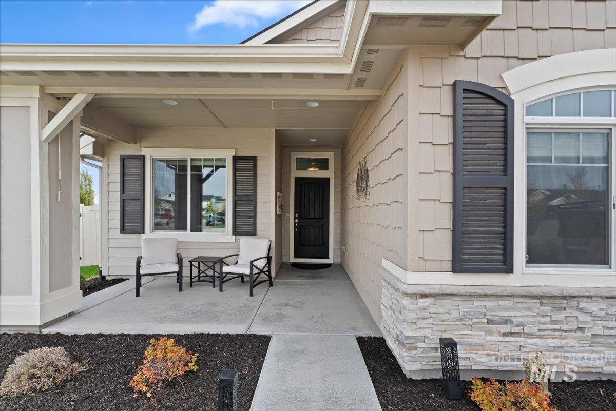 2080 N Thorndale Ave, Kuna, Idaho 83634, 2 Bedrooms, 2 Bathrooms, Residential For Sale, Price $544,900,MLS 98984303