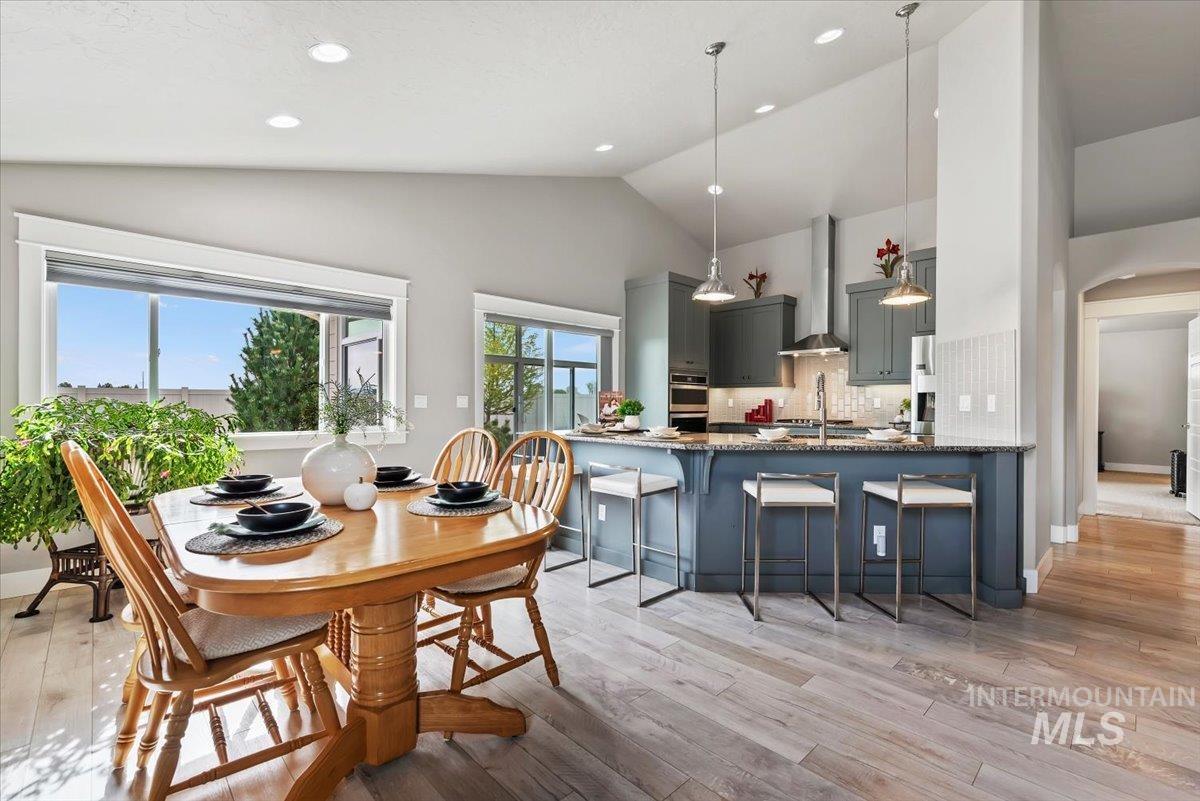 2080 N Thorndale Ave, Kuna, Idaho 83634, 2 Bedrooms, 2 Bathrooms, Residential For Sale, Price $544,900,MLS 98984303