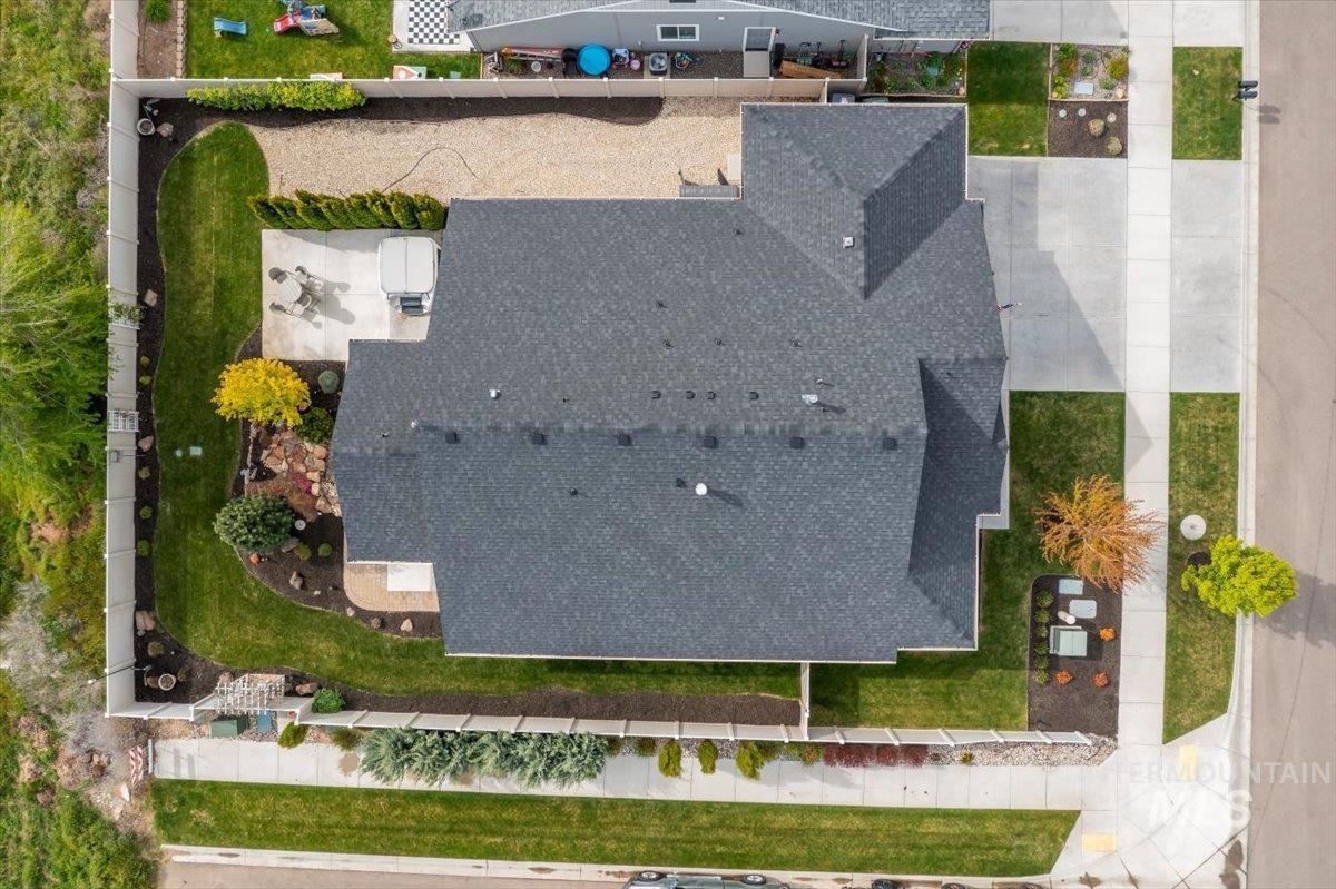 2080 N Thorndale Ave, Kuna, Idaho 83634, 2 Bedrooms, 2 Bathrooms, Residential For Sale, Price $544,900,MLS 98984303