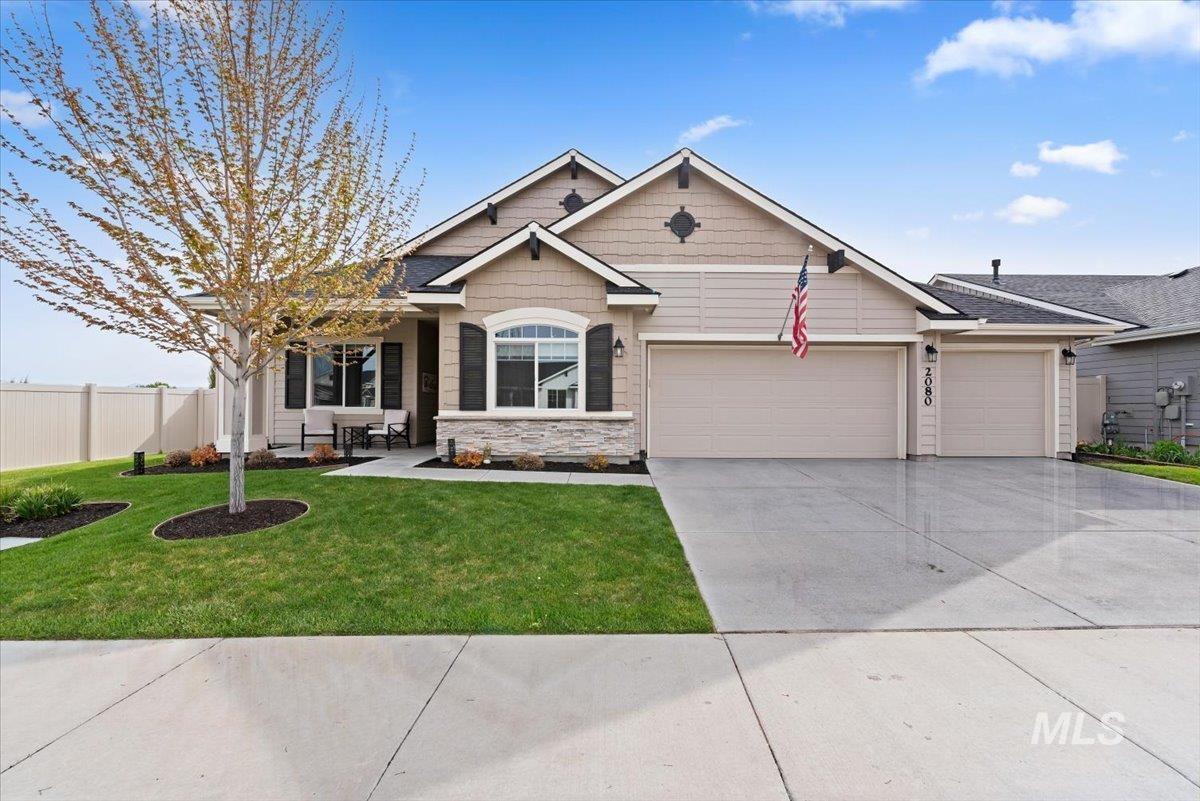 2080 N Thorndale Ave, Kuna, Idaho 83634, 2 Bedrooms, 2 Bathrooms, Residential For Sale, Price $544,900,MLS 98984303