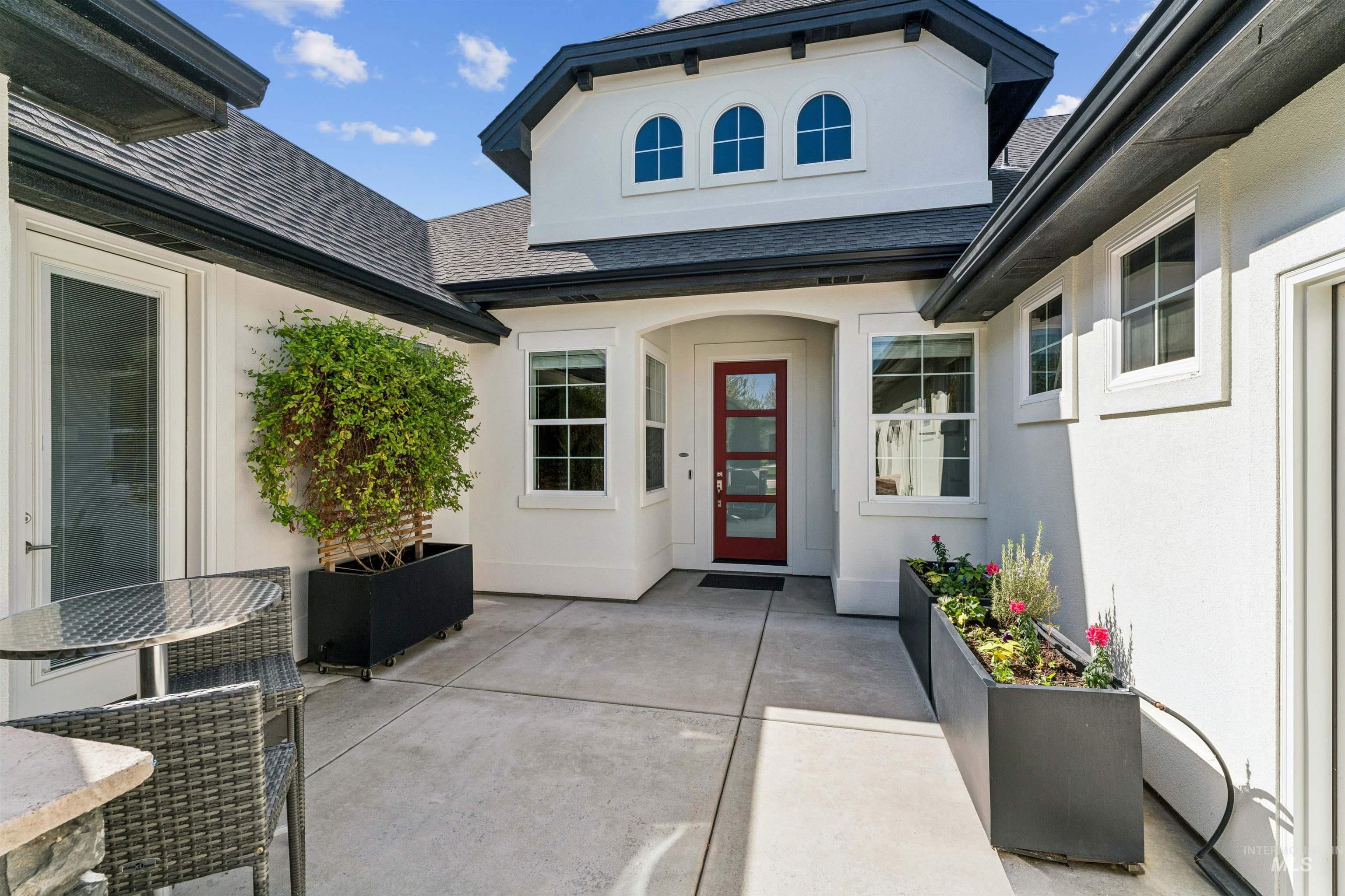 6249 W Donatella St., Eagle, Idaho 83616, 3 Bedrooms, 3 Bathrooms, Residential For Sale, Price $970,000, 98984310