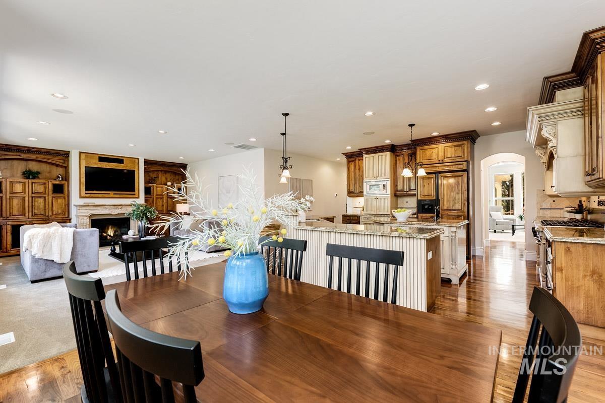1647 S Aspen River Way, Eagle, Idaho 83616, 4 Bedrooms, 3.5 Bathrooms, Residential For Sale, Price $1,699,900, 98984311
