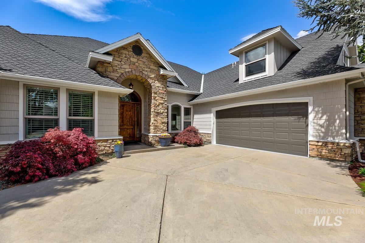 1647 S Aspen River Way, Eagle, Idaho 83616, 4 Bedrooms, 3.5 Bathrooms, Residential For Sale, Price $1,699,900, 98984311
