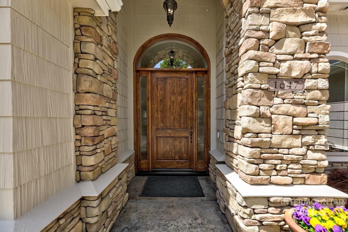 1647 S Aspen River Way, Eagle, Idaho 83616, 4 Bedrooms, 3.5 Bathrooms, Residential For Sale, Price $1,699,900, 98984311