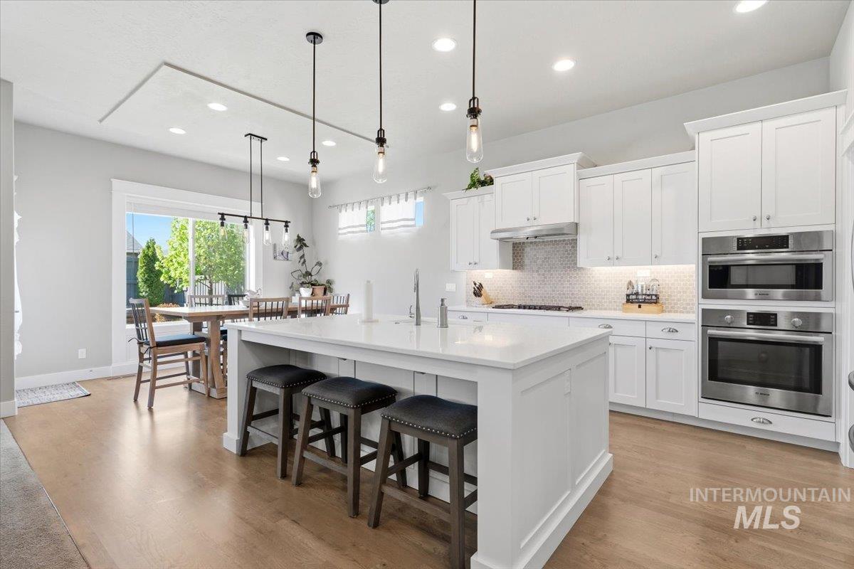 3833 E Mardia St, Meridian, Idaho 83642, 3 Bedrooms, 2 Bathrooms, Residential For Sale, Price $619,000,MLS 98984315