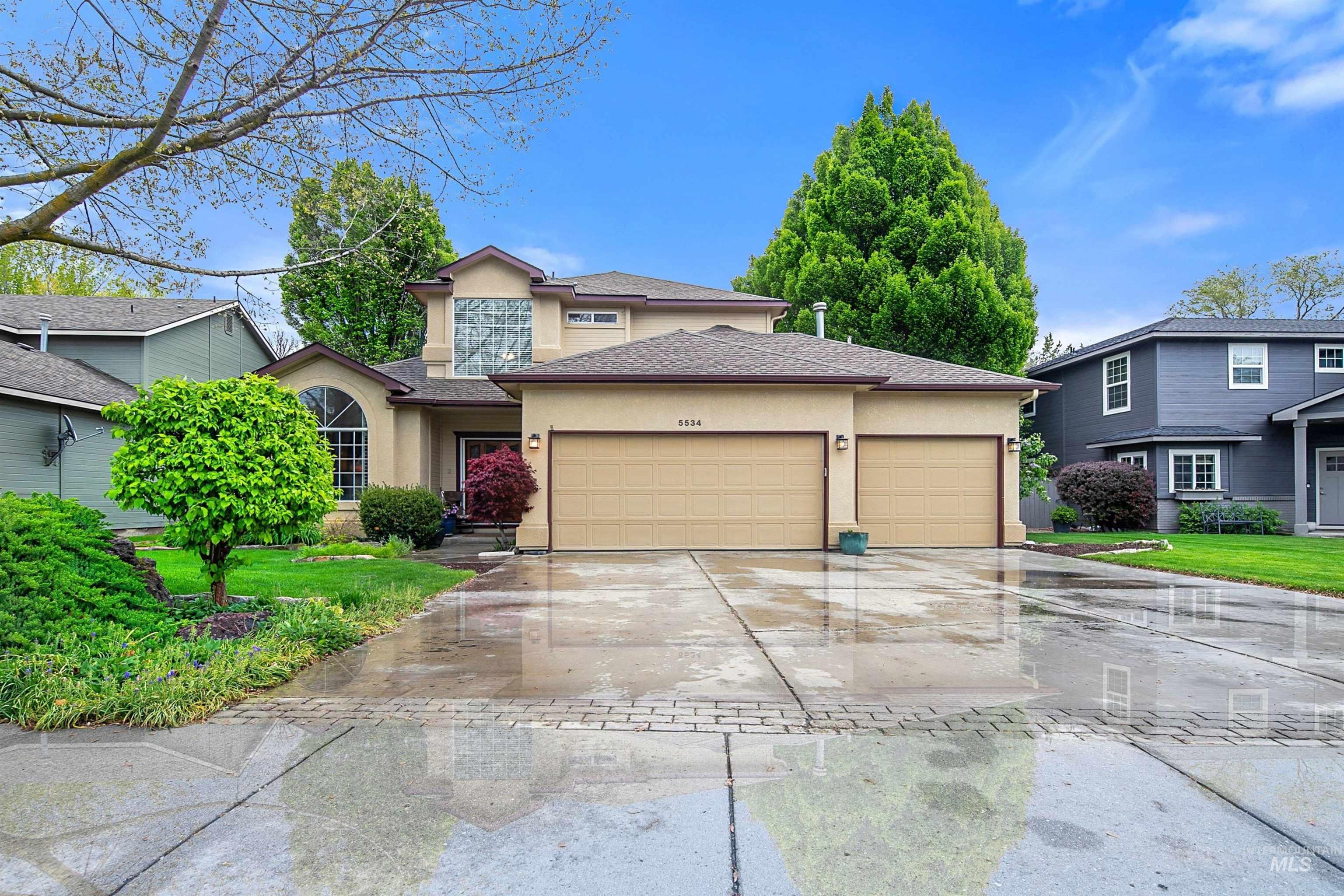 5534 N Citadel Way, Boise, Idaho 83703, 4 Bedrooms, 3 Bathrooms, Residential For Sale, Price $735,000,MLS 98984316
