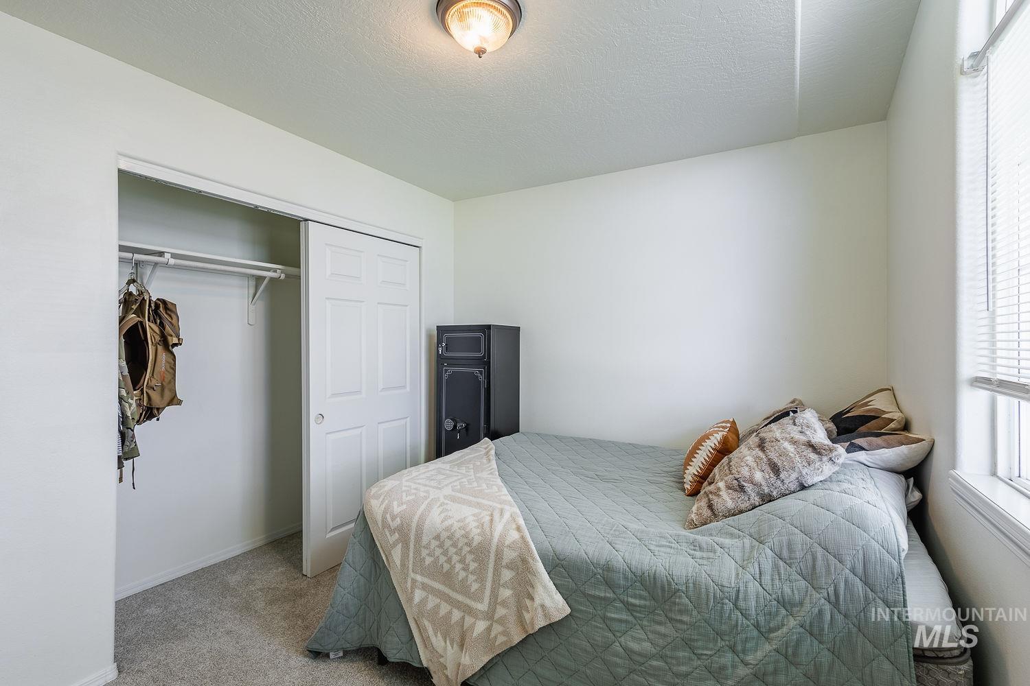 1106 NW 24th St, New Plymouth, Idaho 83619, 3 Bedrooms, 2 Bathrooms, Residential For Sale, Price $355,000,MLS 98984317