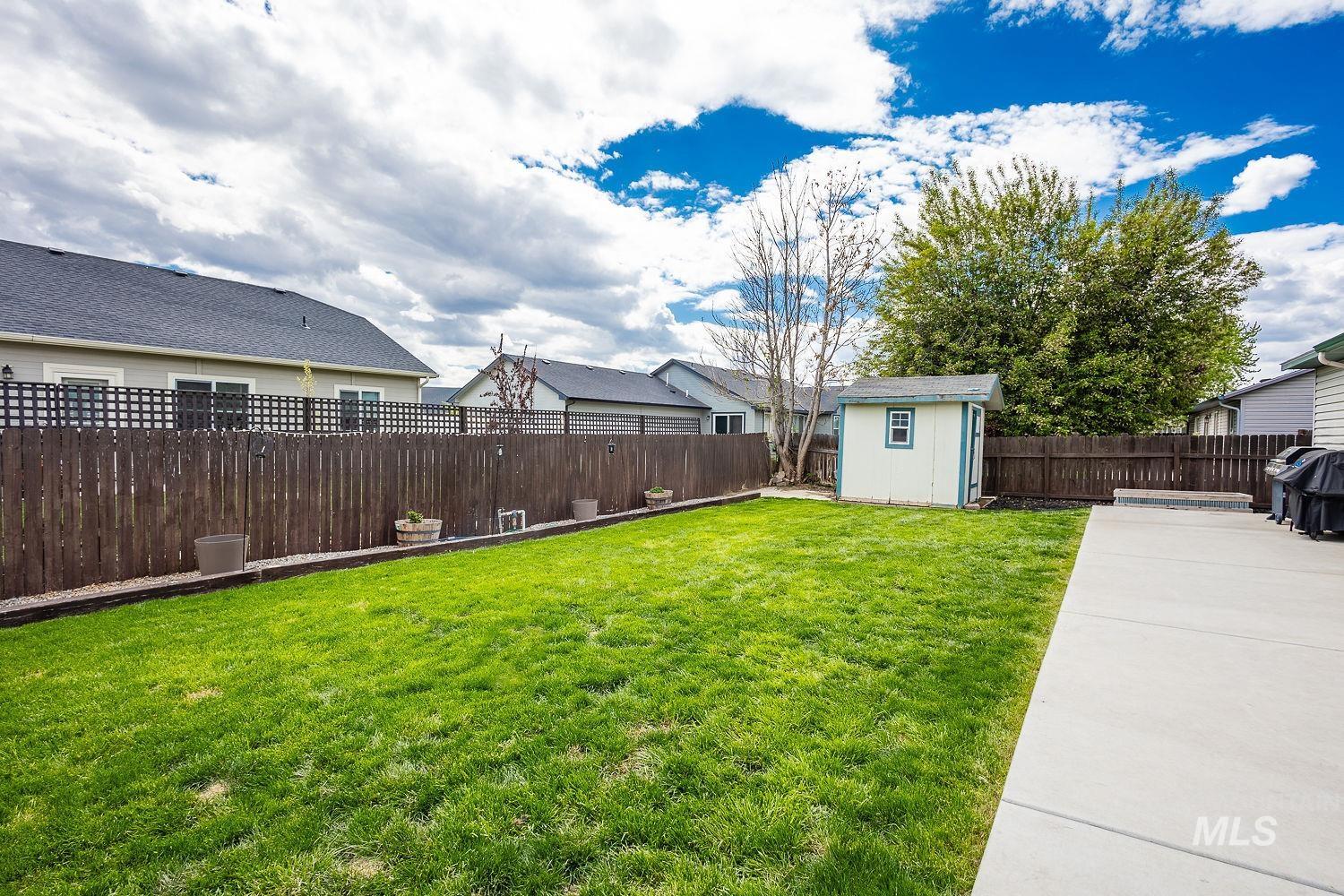 1106 NW 24th St, New Plymouth, Idaho 83619, 3 Bedrooms, 2 Bathrooms, Residential For Sale, Price $355,000,MLS 98984317