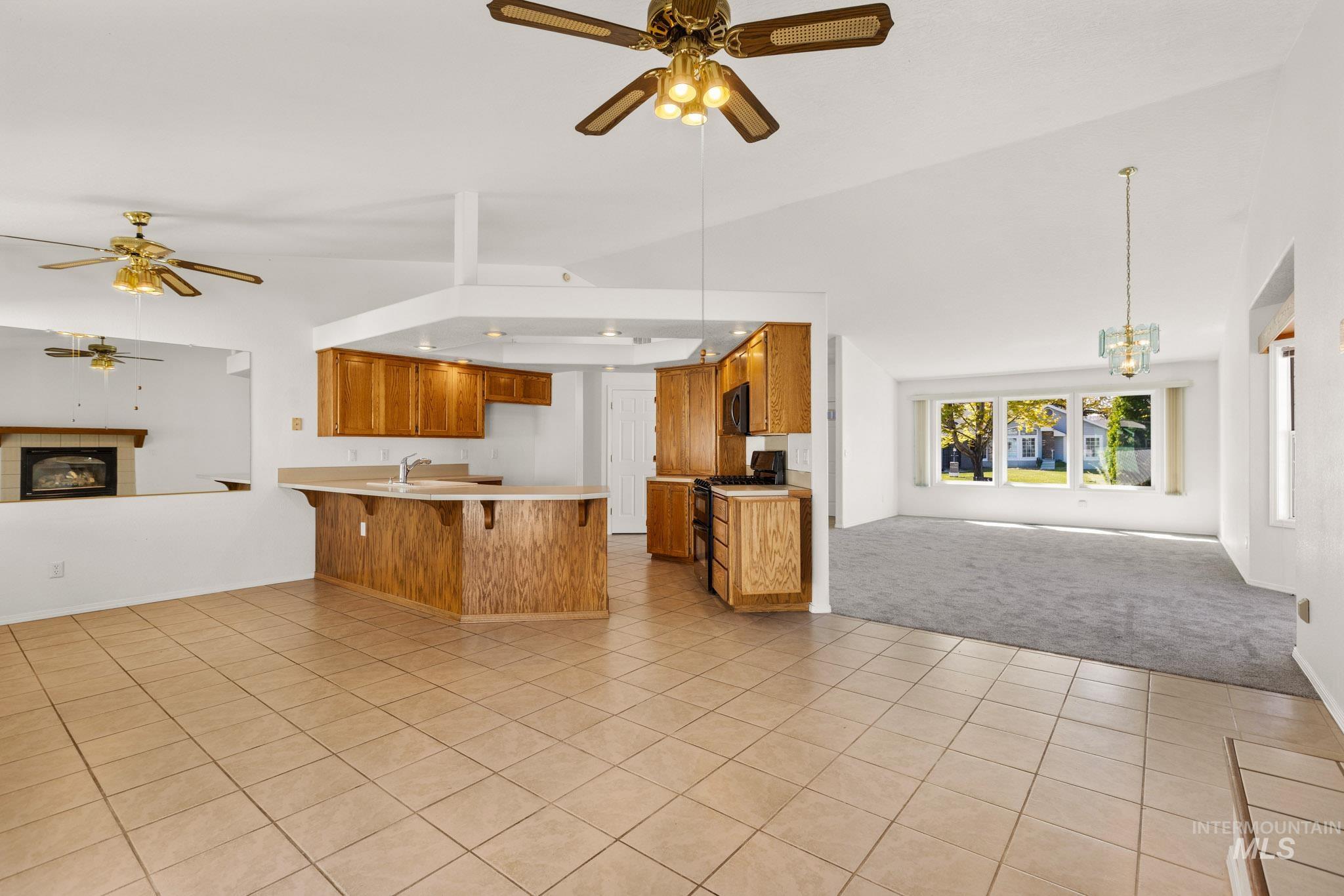 2148 W Sandalwood Dr, Meridian, Idaho 83646, 3 Bedrooms, 2 Bathrooms, Residential For Sale, Price $524,900,MLS 98984318