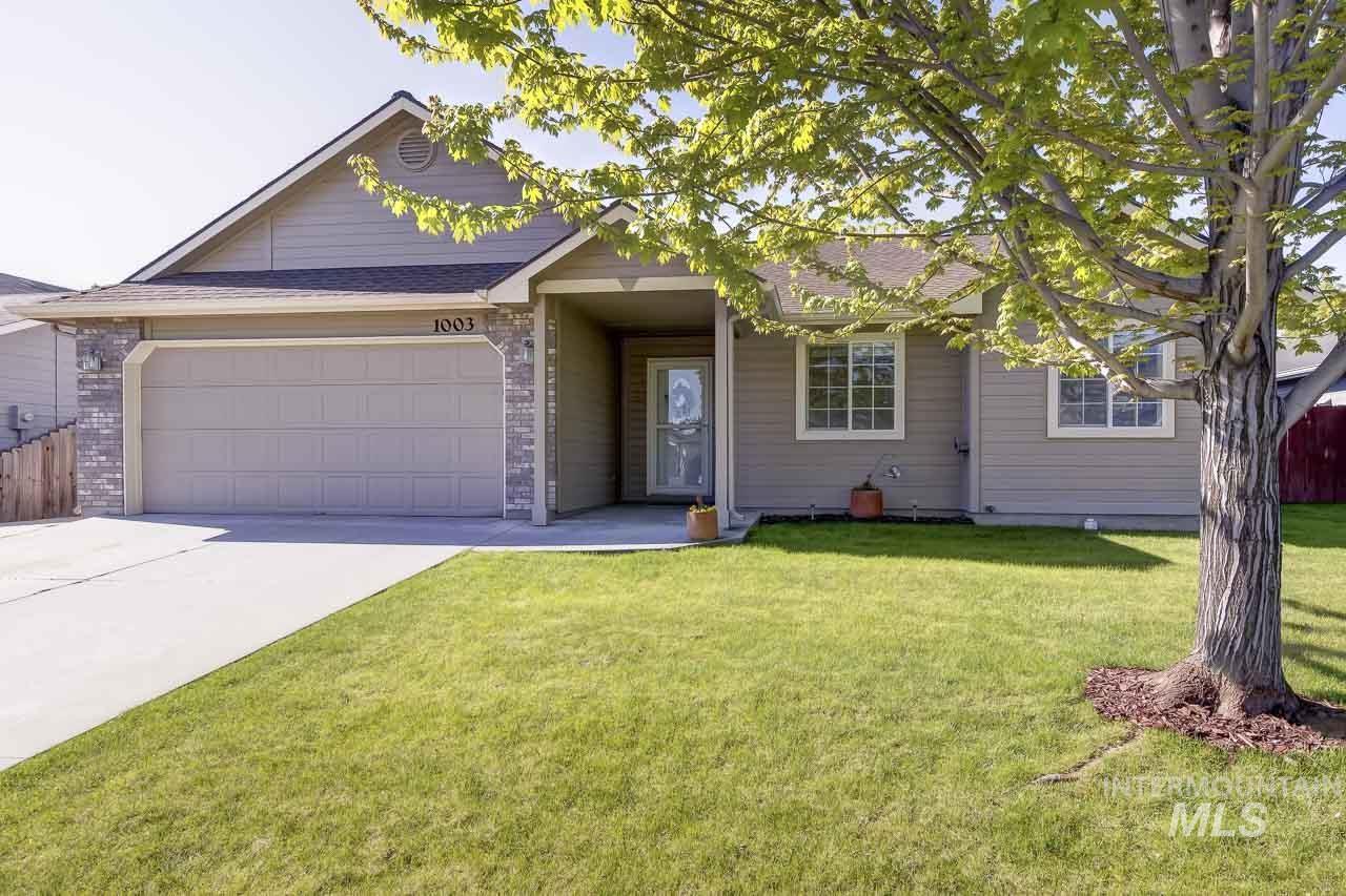 1003 Windsong Ct, Caldwell, Idaho 83605, 3 Bedrooms, 2 Bathrooms, Residential For Sale, Price $370,000,MLS 98984319