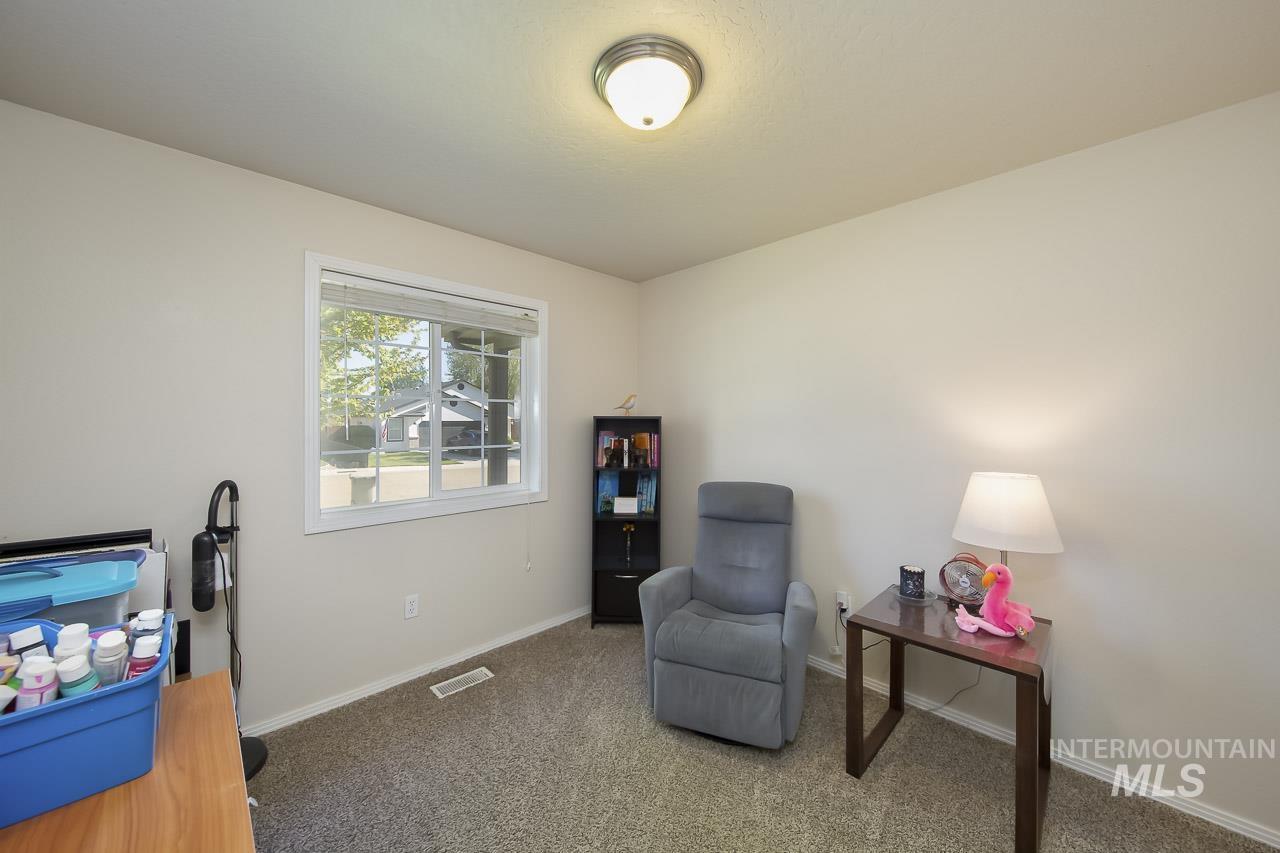 1003 Windsong Ct, Caldwell, Idaho 83605, 3 Bedrooms, 2 Bathrooms, Residential For Sale, Price $370,000,MLS 98984319
