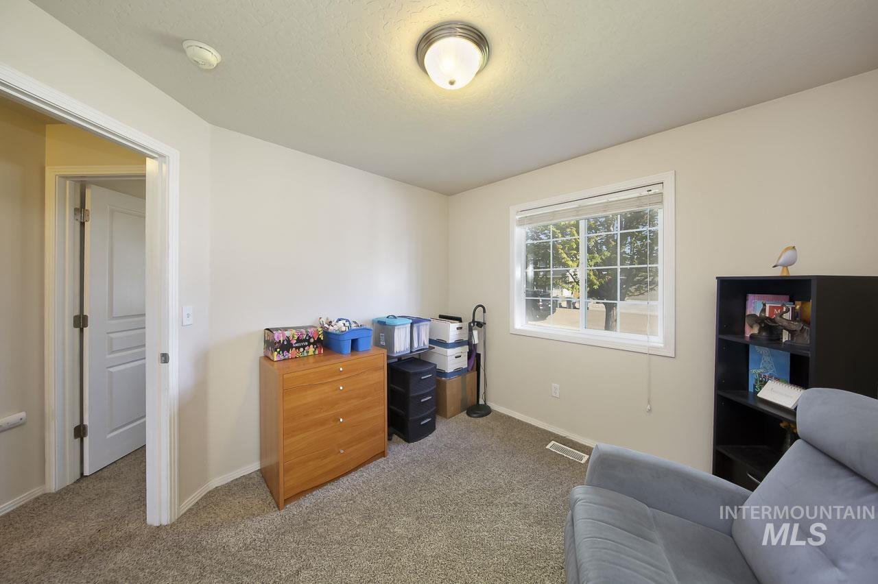 1003 Windsong Ct, Caldwell, Idaho 83605, 3 Bedrooms, 2 Bathrooms, Residential For Sale, Price $370,000,MLS 98984319