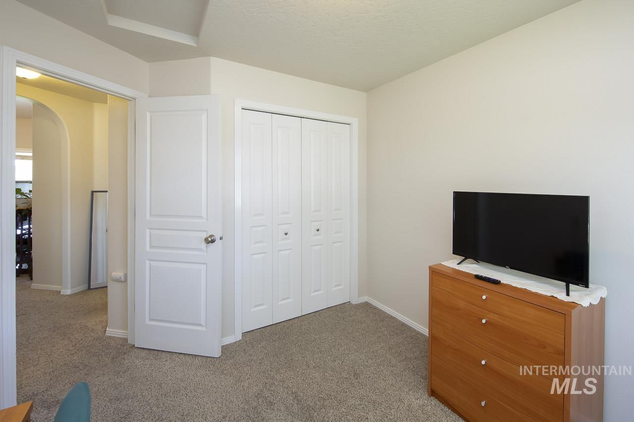1003 Windsong Ct, Caldwell, Idaho 83605, 3 Bedrooms, 2 Bathrooms, Residential For Sale, Price $370,000,MLS 98984319