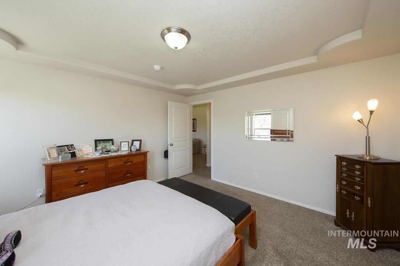 1003 Windsong Ct, Caldwell, Idaho 83605, 3 Bedrooms, 2 Bathrooms, Residential For Sale, Price $370,000,MLS 98984319