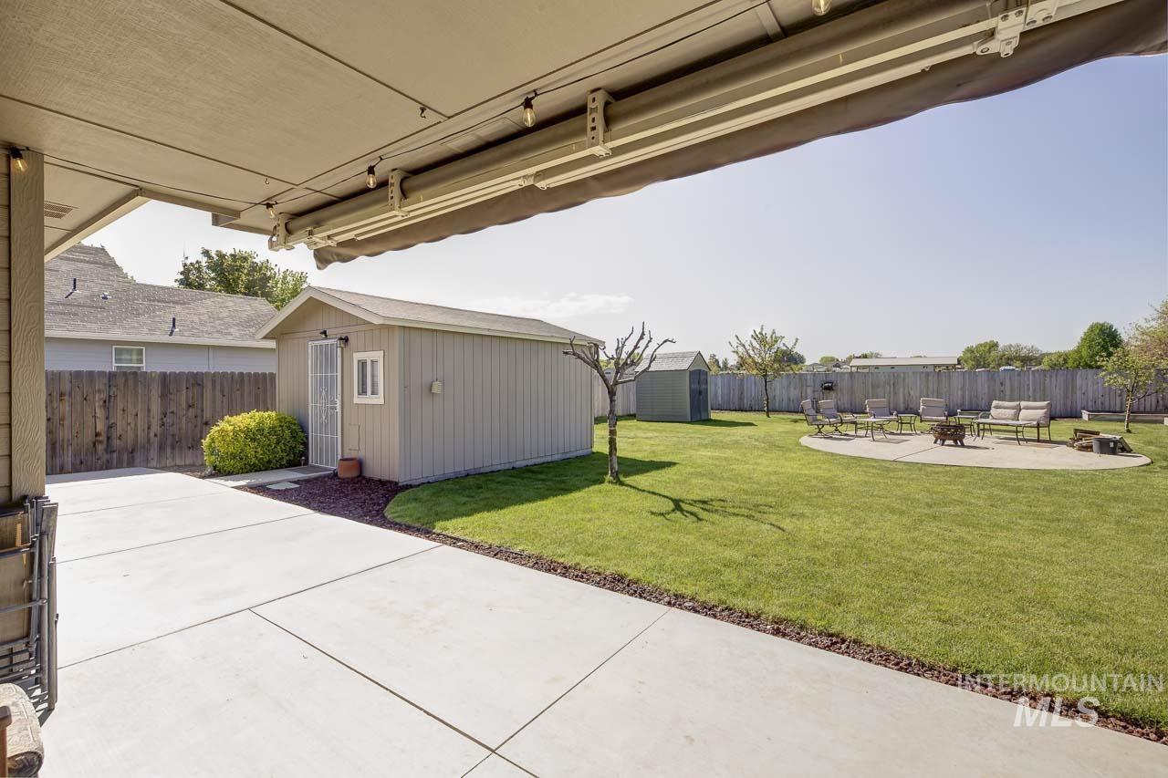 1003 Windsong Ct, Caldwell, Idaho 83605, 3 Bedrooms, 2 Bathrooms, Residential For Sale, Price $370,000,MLS 98984319