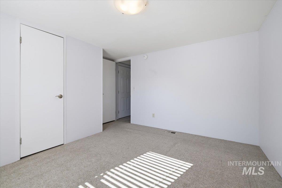 5653 N Fairfax, Garden City, Idaho 83714, 2 Bedrooms, 1 Bathroom, Residential For Sale, Price $115,000, 98984320