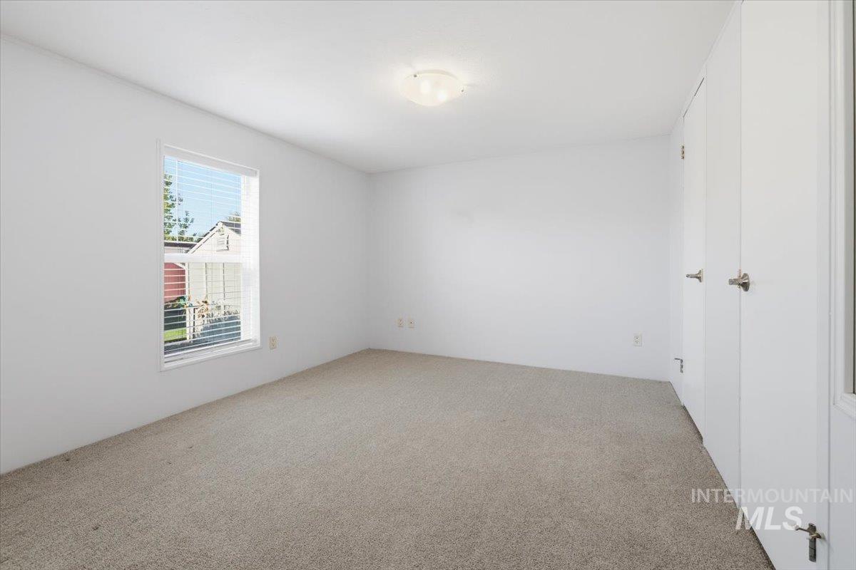5653 N Fairfax, Garden City, Idaho 83714, 2 Bedrooms, 1 Bathroom, Residential For Sale, Price $115,000, 98984320