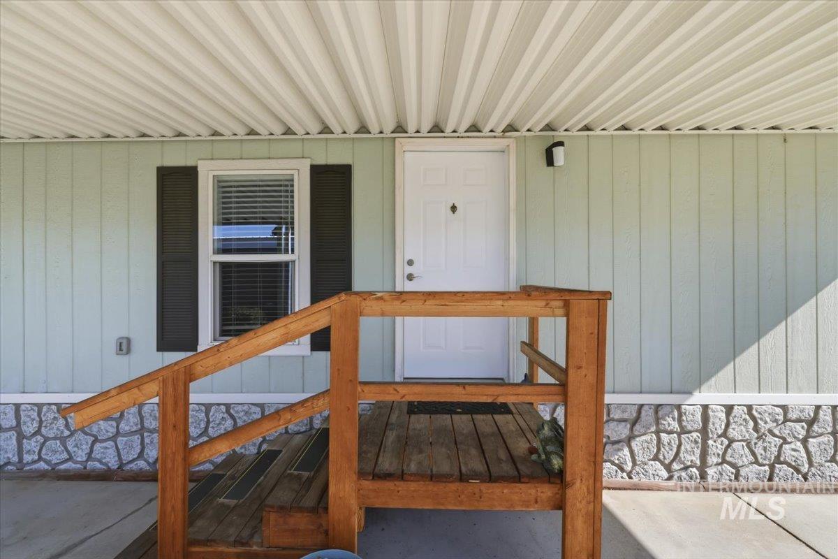 5653 N Fairfax, Garden City, Idaho 83714, 2 Bedrooms, 1 Bathroom, Residential For Sale, Price $115,000, 98984320