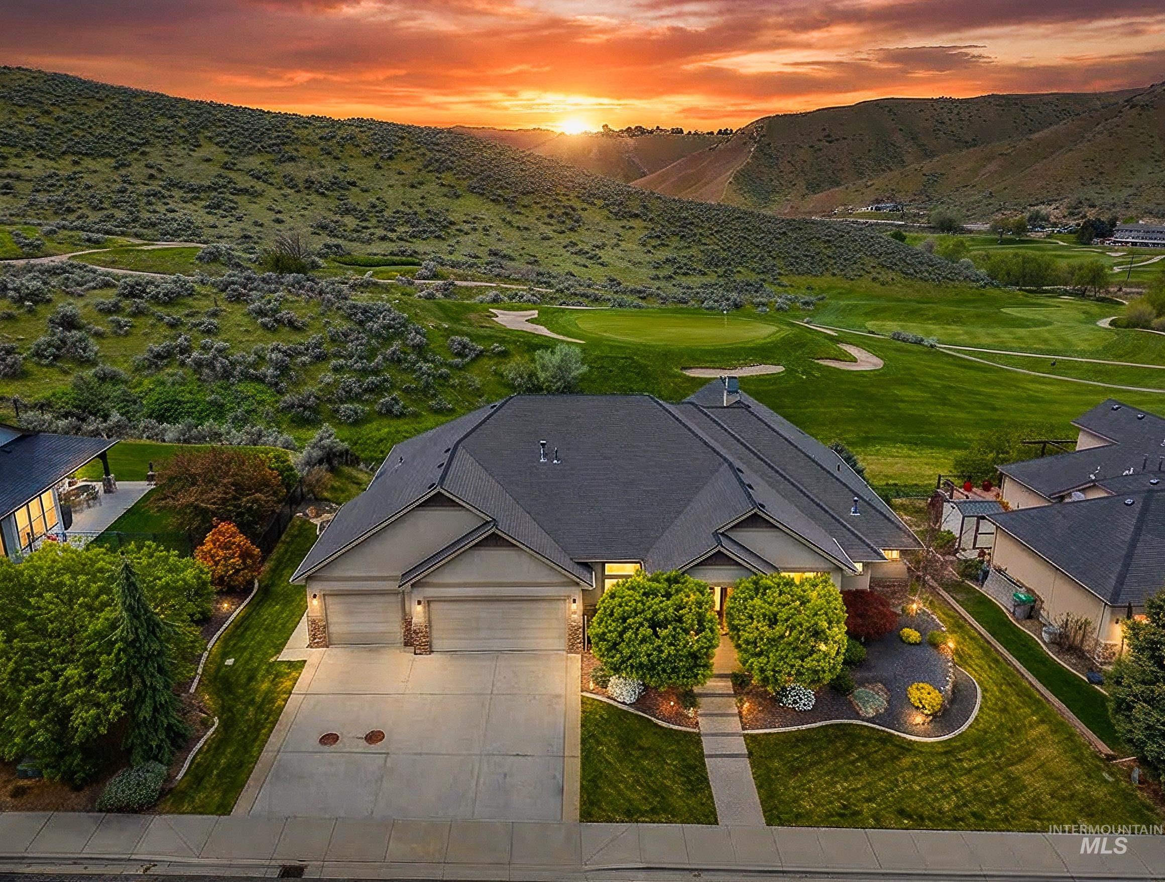 4681 N Villa Ridge Way, Boise, Idaho 83703-4750, 4 Bedrooms, 4.5 Bathrooms, Residential For Sale, Price $1,485,000,MLS 98984322