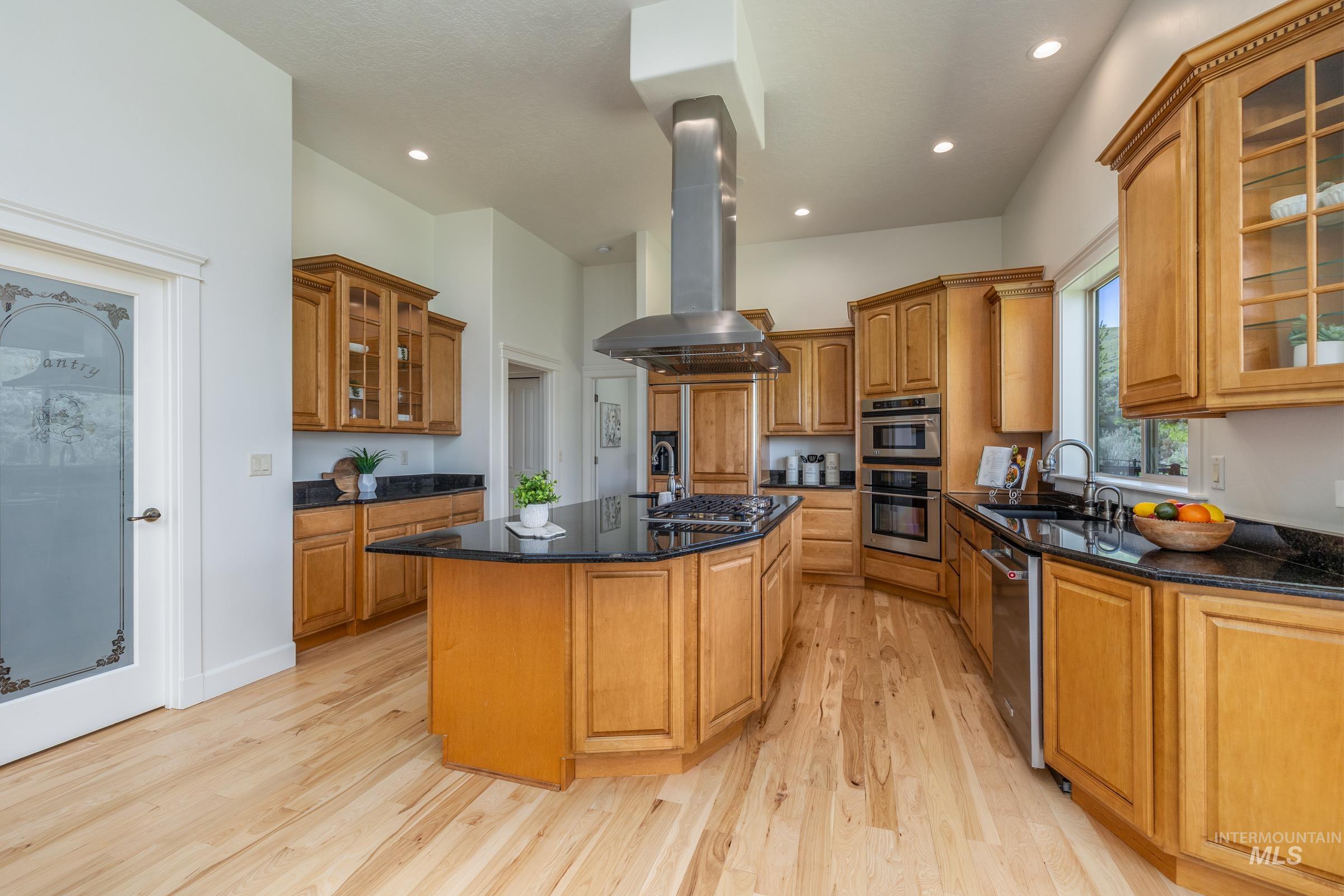 4681 N Villa Ridge Way, Boise, Idaho 83703-4750, 4 Bedrooms, 4.5 Bathrooms, Residential For Sale, Price $1,485,000, 98984322