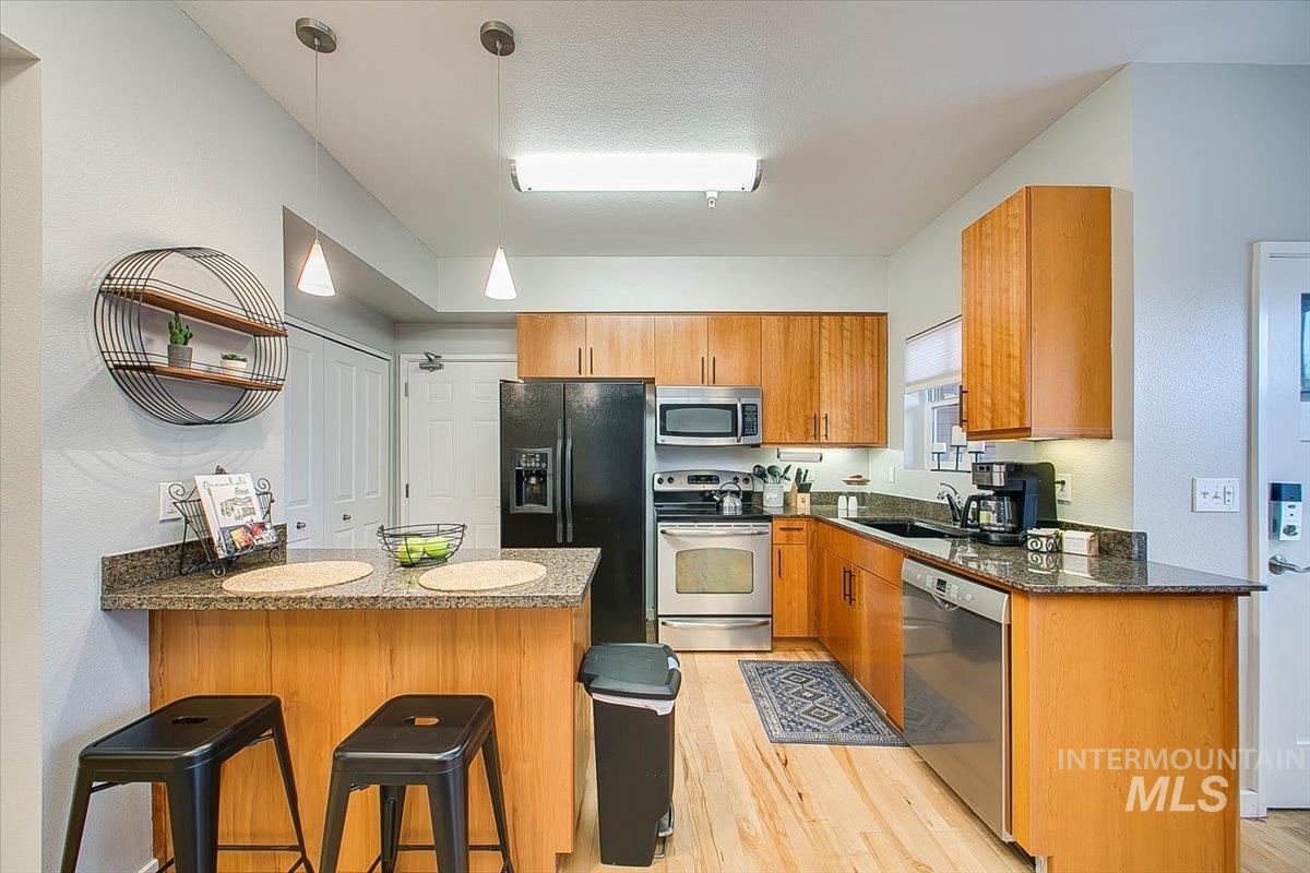 1463 W Grand Ave #104, Boise, Idaho 83702, 2 Bedrooms, 1 Bathroom, Residential Income For Sale, Price $384,900,MLS 98984324