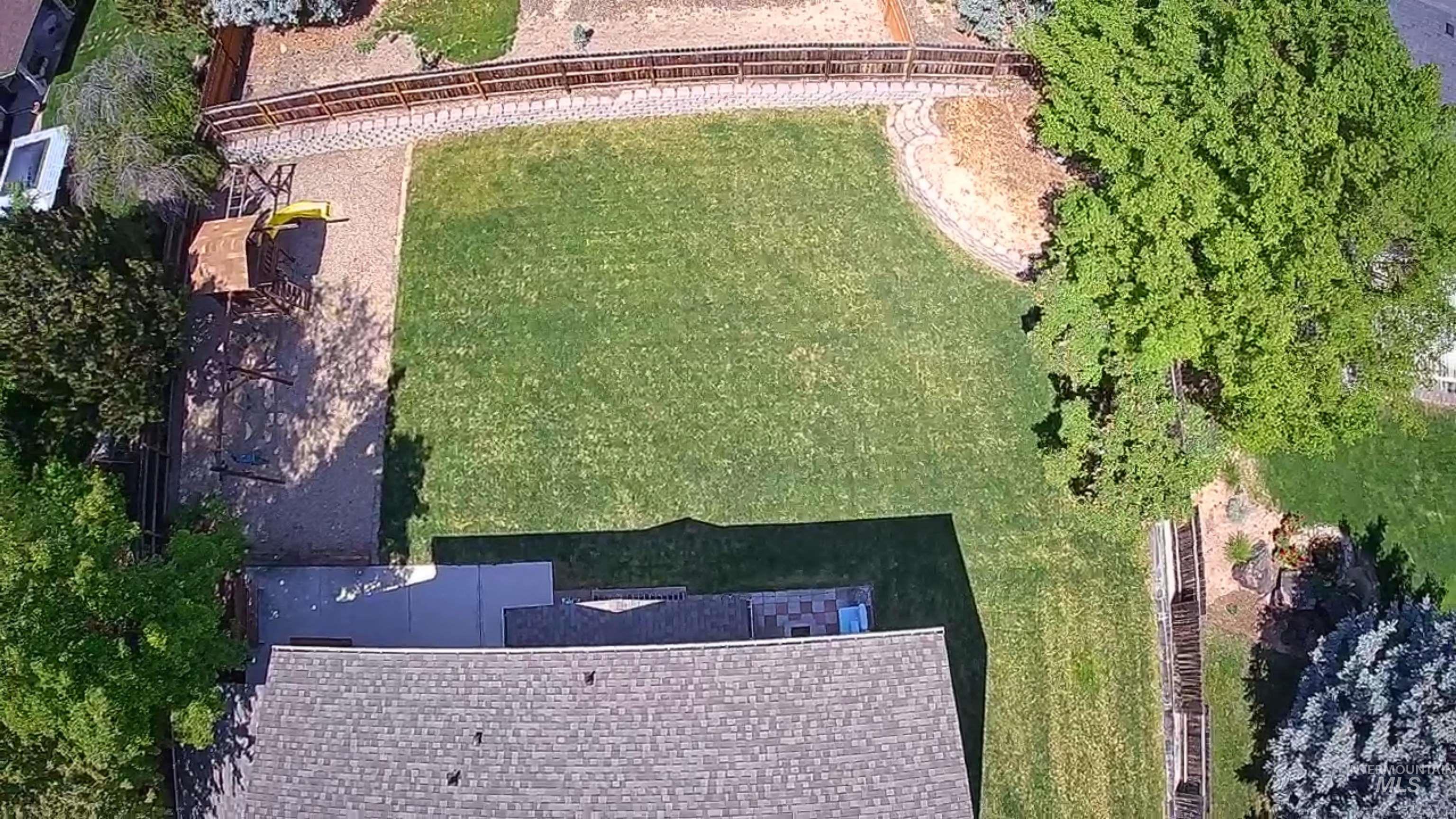 2612 Gladstone Ct, Eagle, Idaho 83616, 5 Bedrooms, 3.5 Bathrooms, Residential For Sale, Price $829,900,MLS 98984325