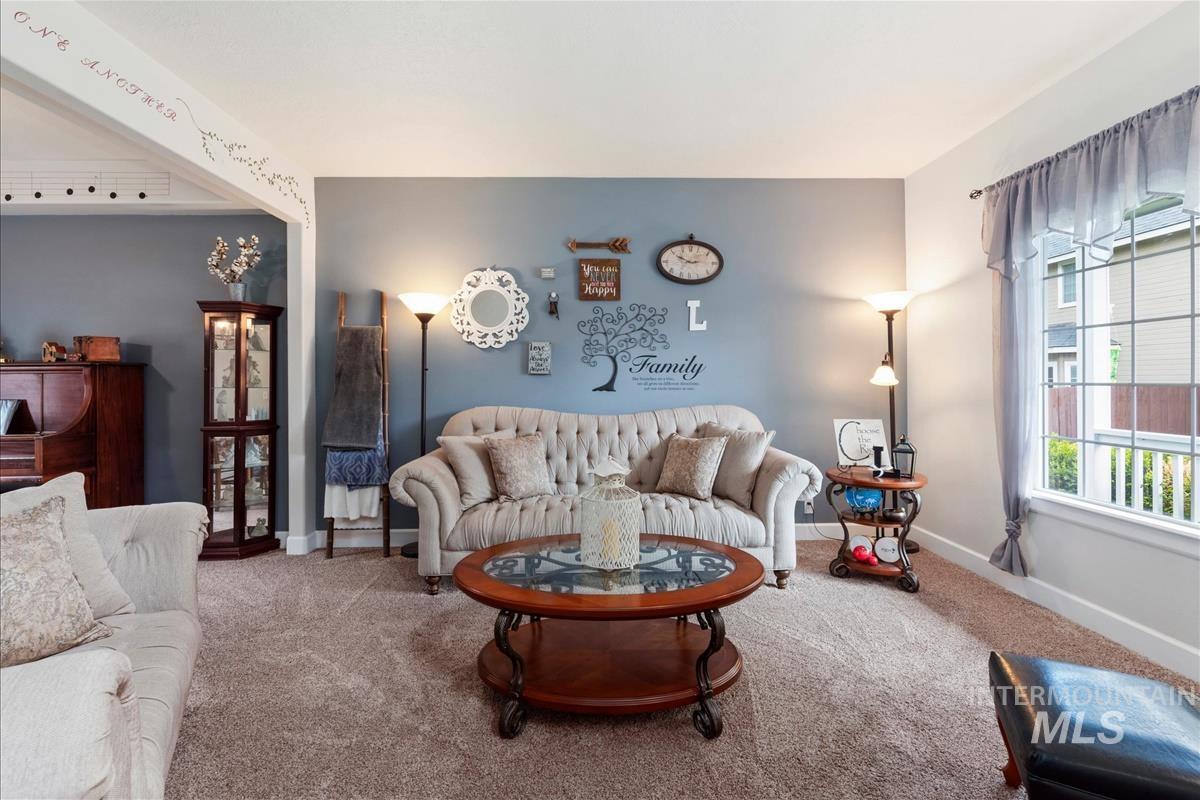 2612 Gladstone Ct, Eagle, Idaho 83616, 5 Bedrooms, 3.5 Bathrooms, Residential For Sale, Price $829,900, 98984325