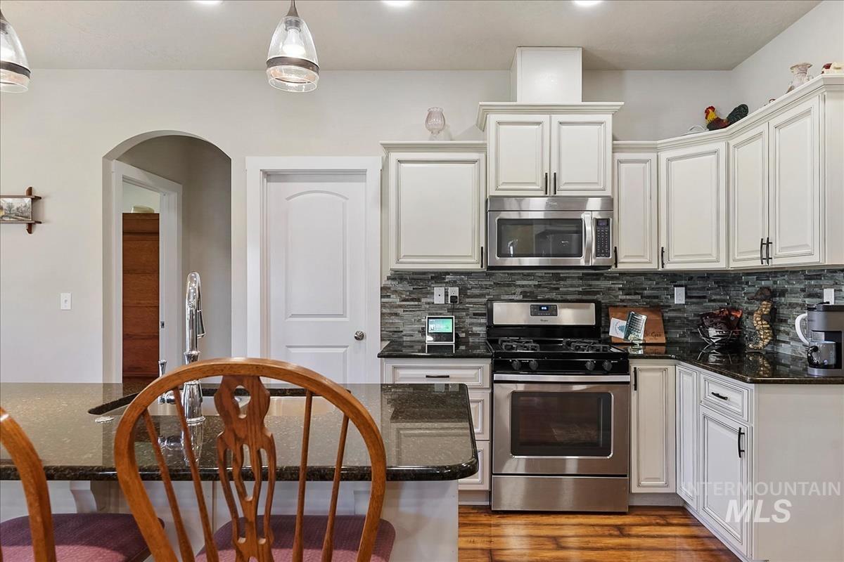 723 E Willow St, Caldwell, Idaho 83605, 3 Bedrooms, 3 Bathrooms, Residential For Sale, Price $520,000, 98984326