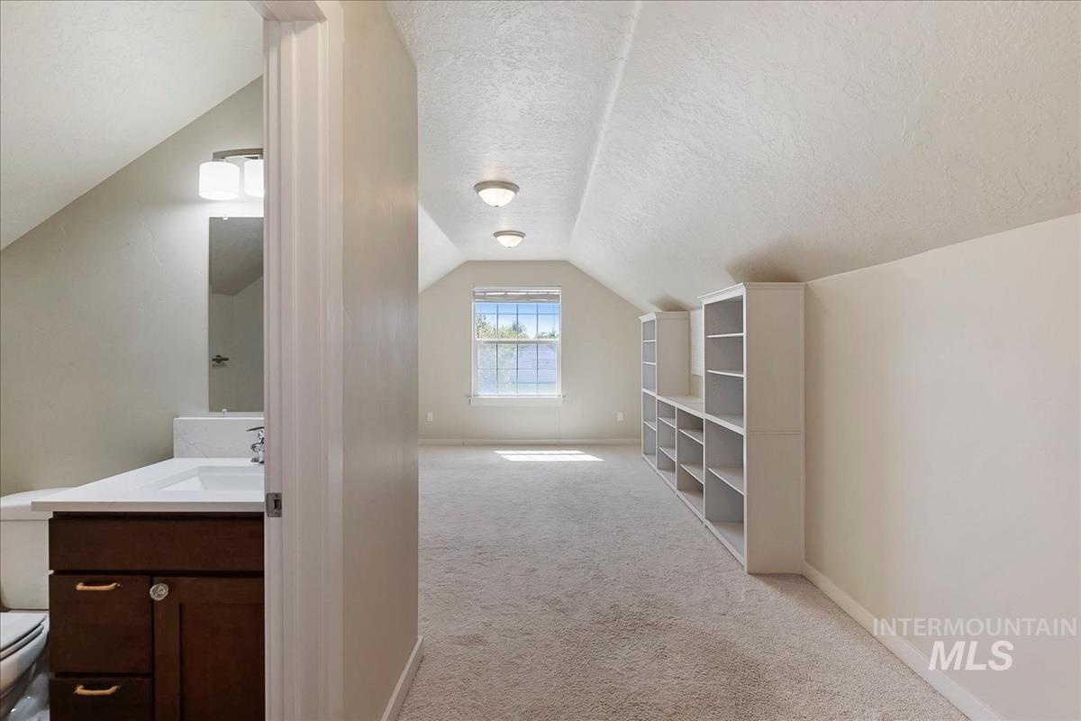 723 E Willow St, Caldwell, Idaho 83605, 3 Bedrooms, 3 Bathrooms, Residential For Sale, Price $520,000, 98984326