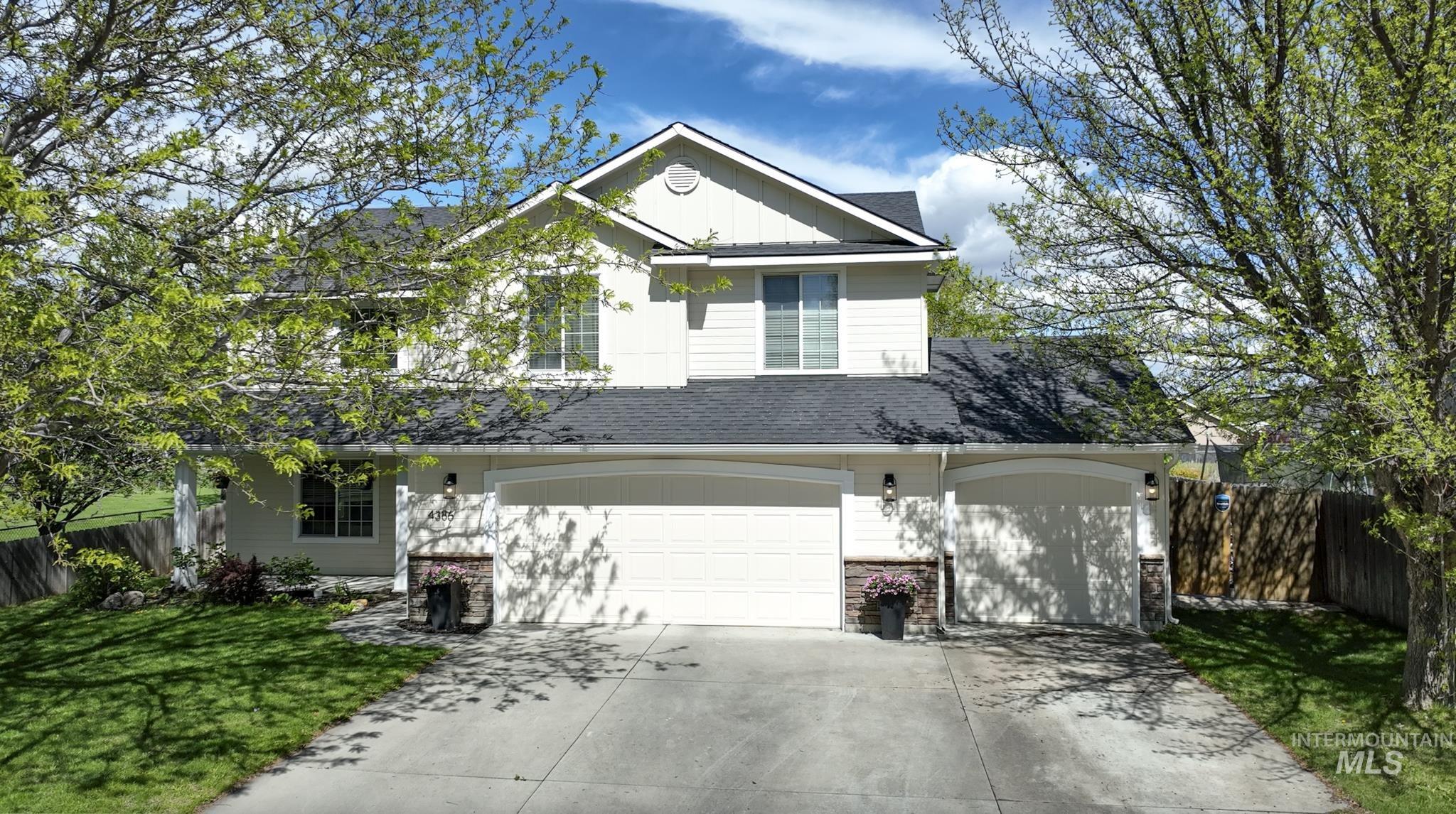 4386 W Newland St, Meridian, Idaho 83642, 4 Bedrooms, 3 Bathrooms, Residential For Sale, Price $624,988, 98984330