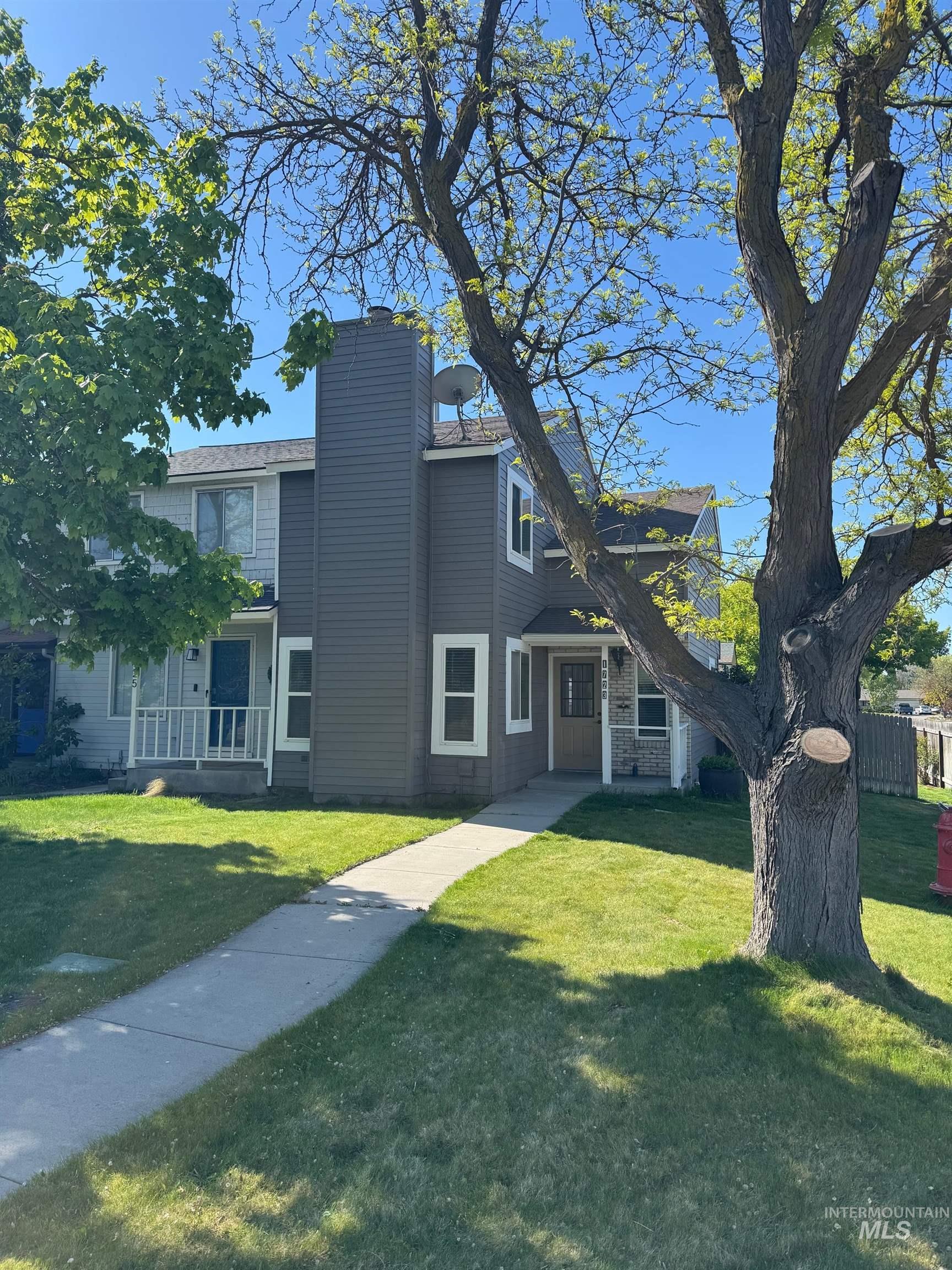 1723 E Boise Ave, Boise, Idaho 83706, 2 Bedrooms, 1.5 Bathrooms, Residential For Sale, Price $397,700,MLS 98984331