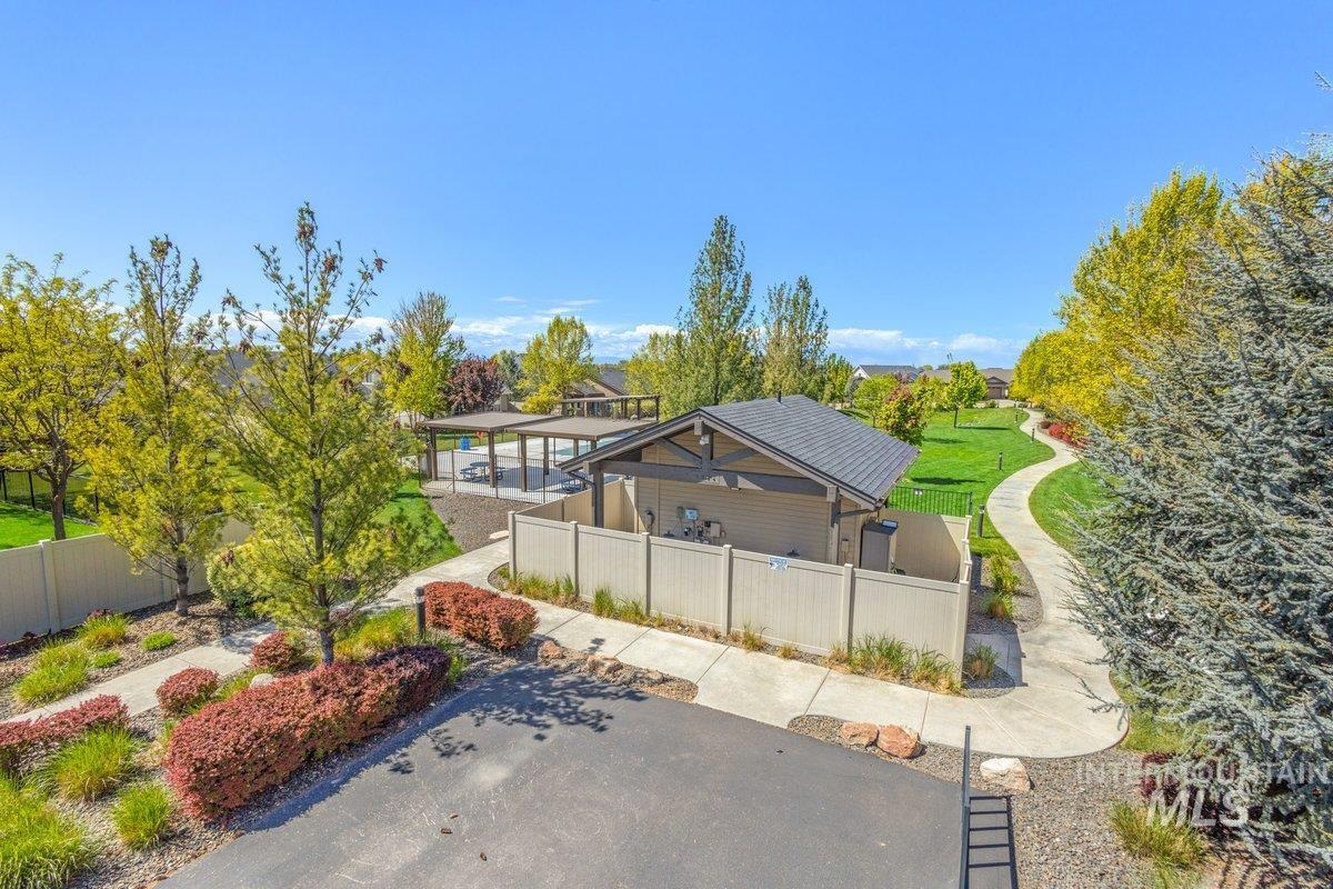 9644 W Goldenpond Ct, Boise, Idaho 83709, 4 Bedrooms, 2.5 Bathrooms, Residential For Sale, Price $545,000,MLS 98984332