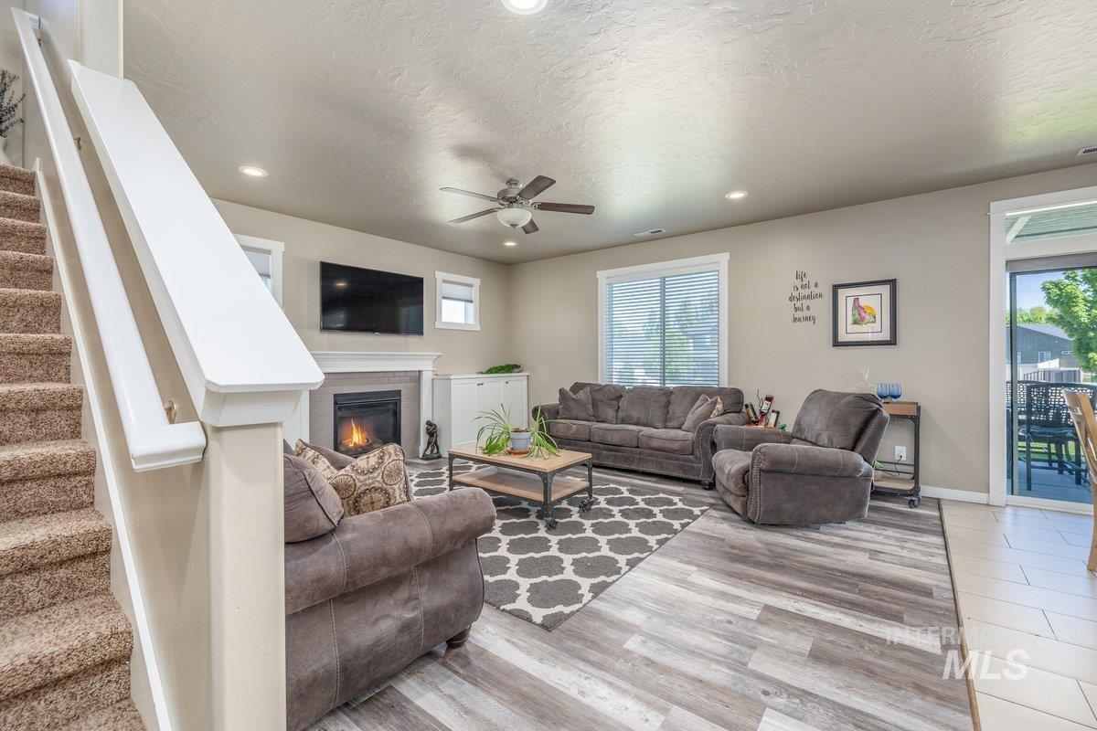 9644 W Goldenpond Ct, Boise, Idaho 83709, 4 Bedrooms, 2.5 Bathrooms, Residential For Sale, Price $545,000,MLS 98984332