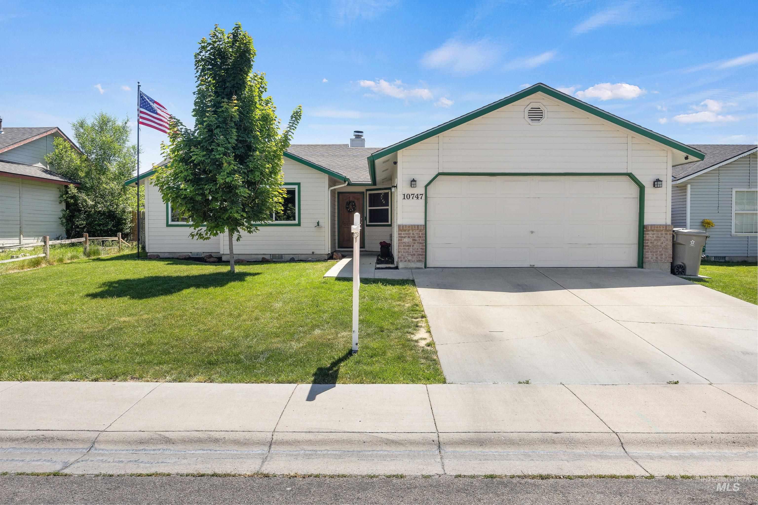 10747 W Irving Ct, Boise, Idaho 83713-0614, 3 Bedrooms, 2 Bathrooms, Residential For Sale, Price $424,900, 98984333