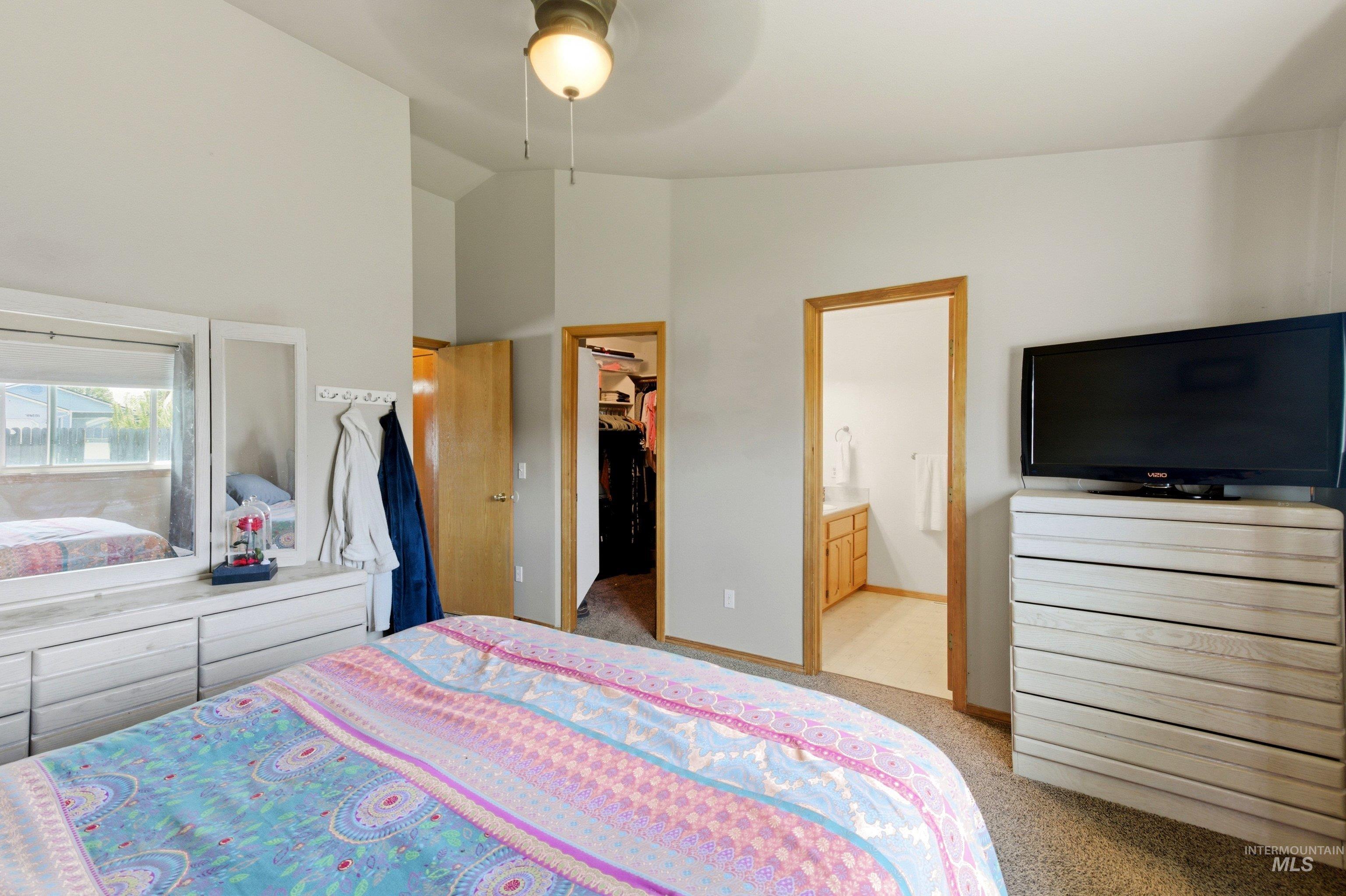 10747 W Irving Ct, Boise, Idaho 83713-0614, 3 Bedrooms, 2 Bathrooms, Residential For Sale, Price $445,000,MLS 98984333